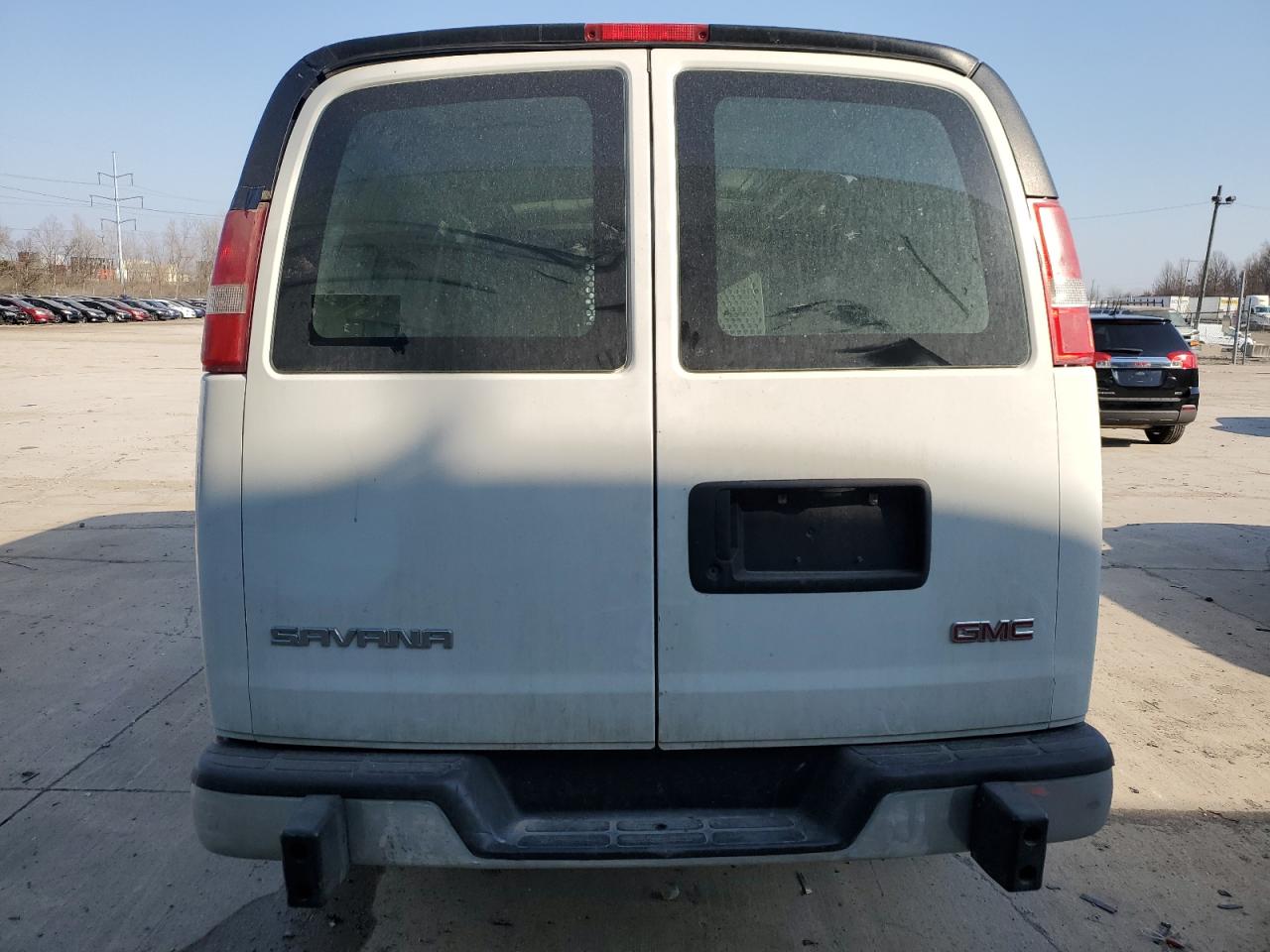 2017 GMC Savana VIN 1GTW7AFF0H1909305 Copart auction photo, front end damage thumbnail 6