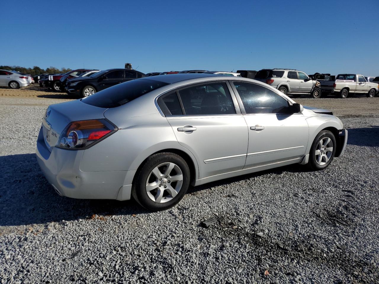 2008 Nissan Altima VIN 1N4AL21E18C207109 Copart auction photo, front end / rear end damage thumbnail 3