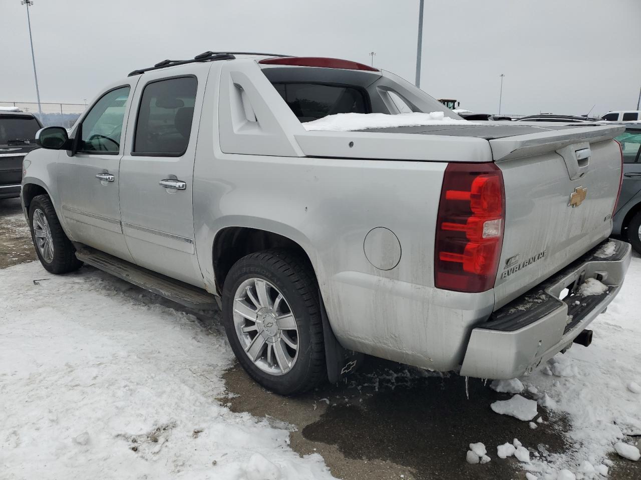 2012 Chevrolet Avalanche VIN 3GNTKGE74CG141621 Copart auction photo, front end damage thumbnail 2