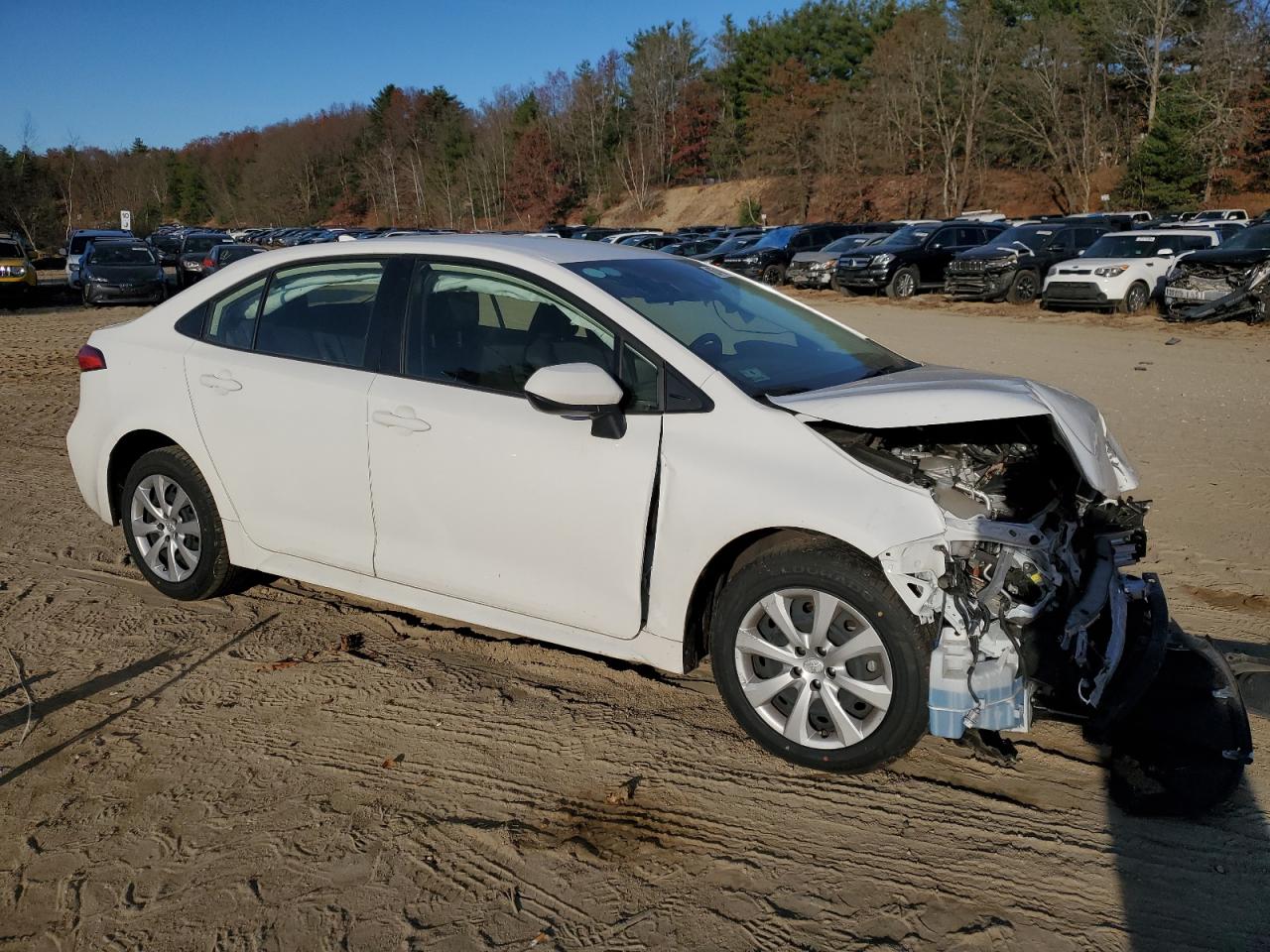 2022 Toyota Corolla VIN JTDEPMAE6N3003977 Copart auction photo, front end / minor dent/scratches damage thumbnail 4