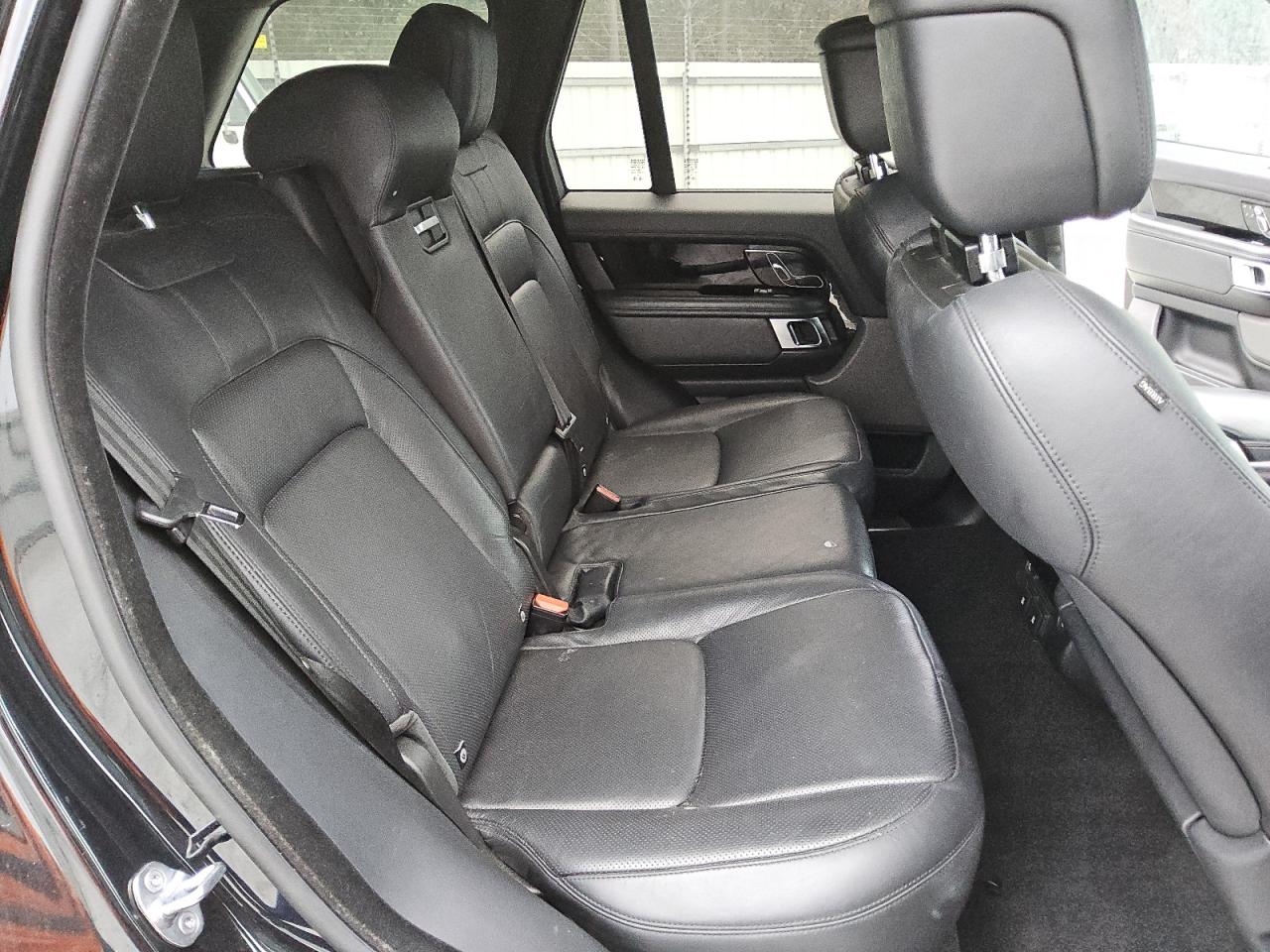 2019 Land Rover Range Rover VIN SALGS2RK7KA516581 Copart auction photo, front end damage thumbnail 11