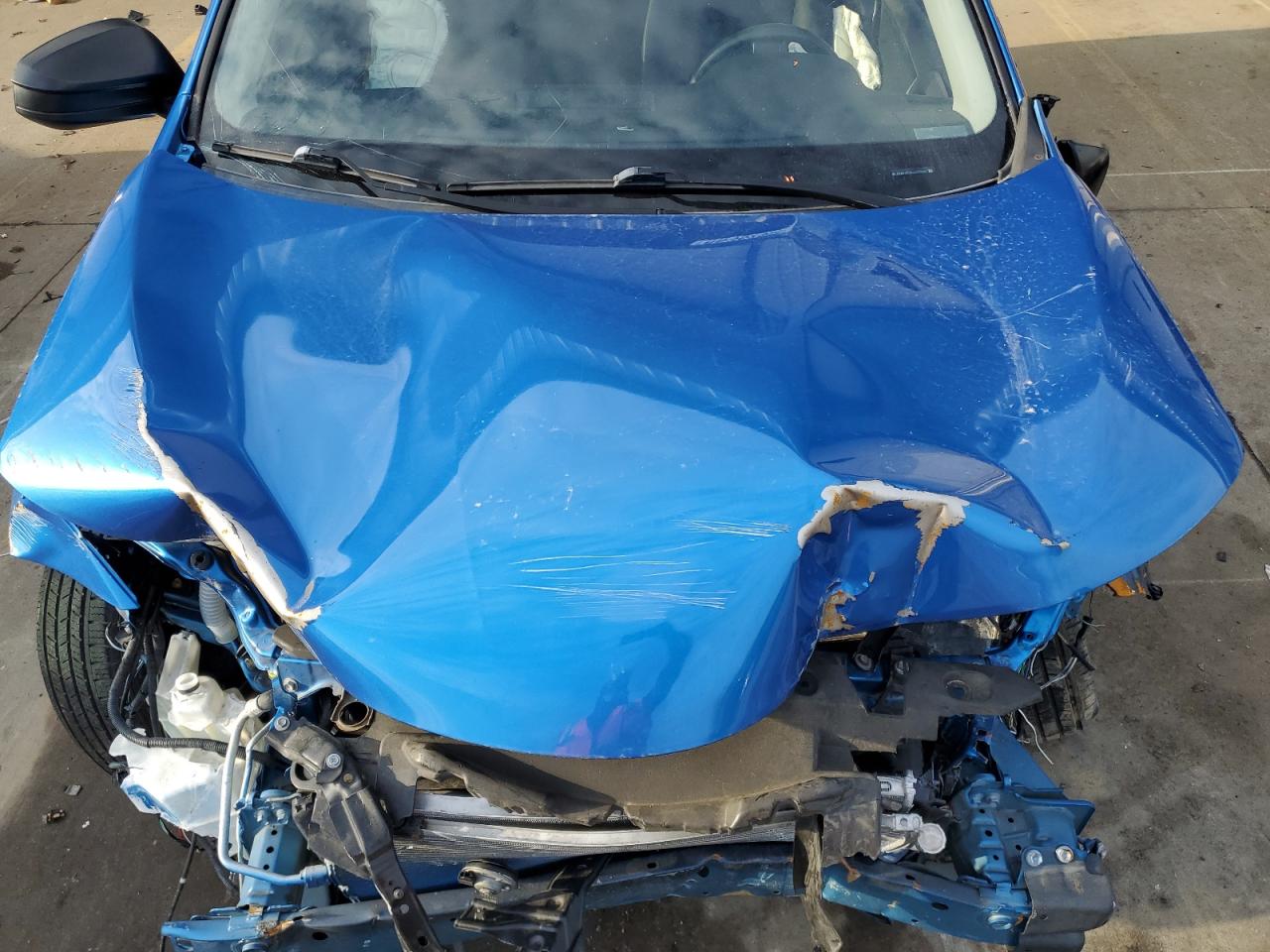 2018 Toyota RAV 4 VIN JTMBFREVXJJ215381 Copart auction photo, all over damage thumbnail 13
