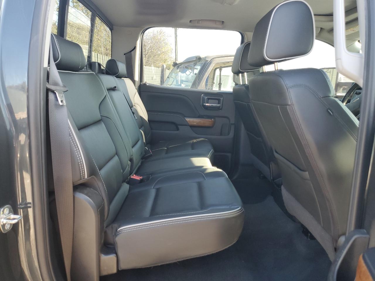 2019 Chevrolet Silverado VIN 1GC4KYEY3KF257534 Copart auction photo, water/flood / minor dent/scratches damage thumbnail 11