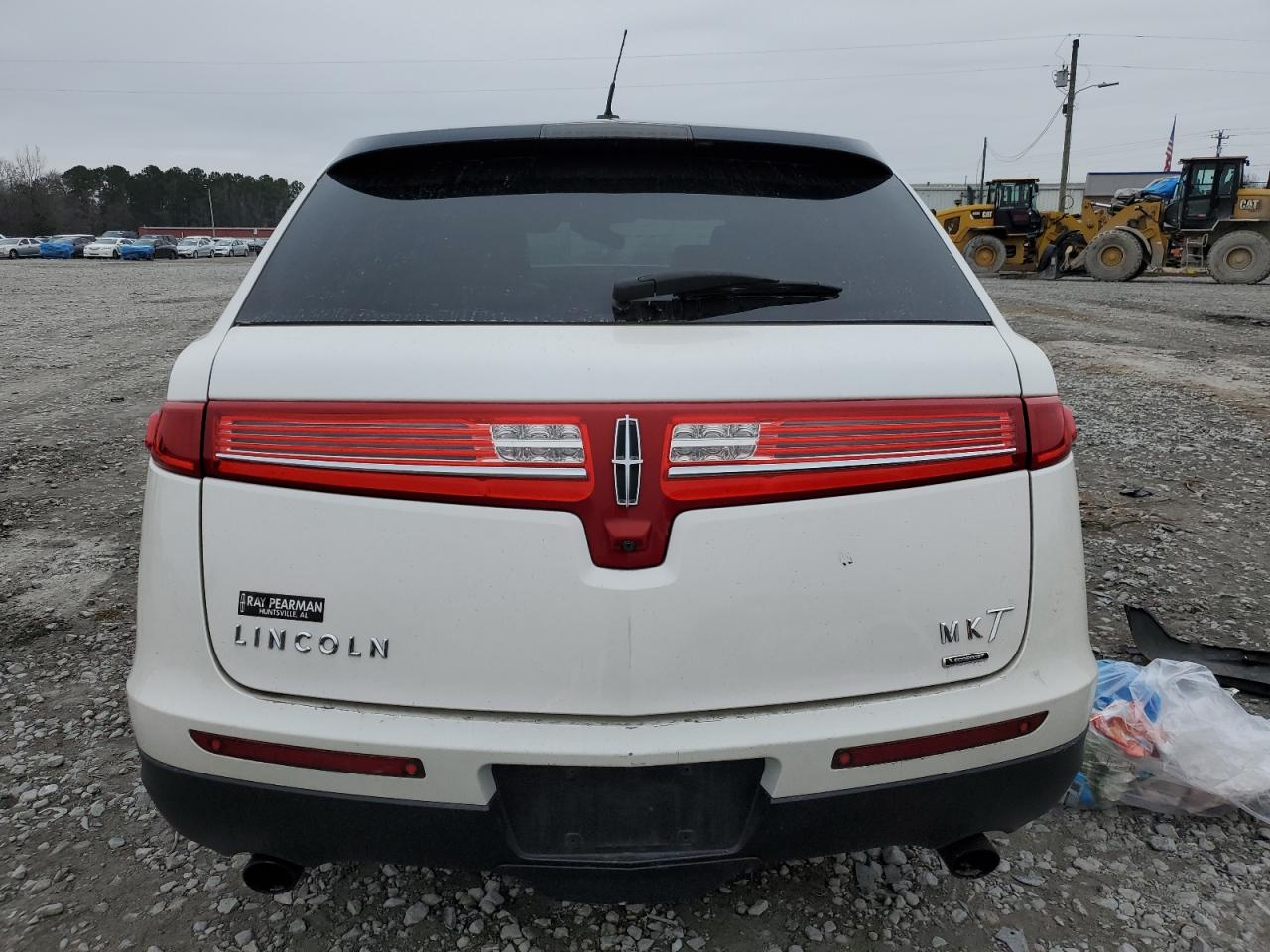 2014 Lincoln MKT VIN 2LMHJ5ATXEBL50487 Copart auction photo, front end damage thumbnail 6