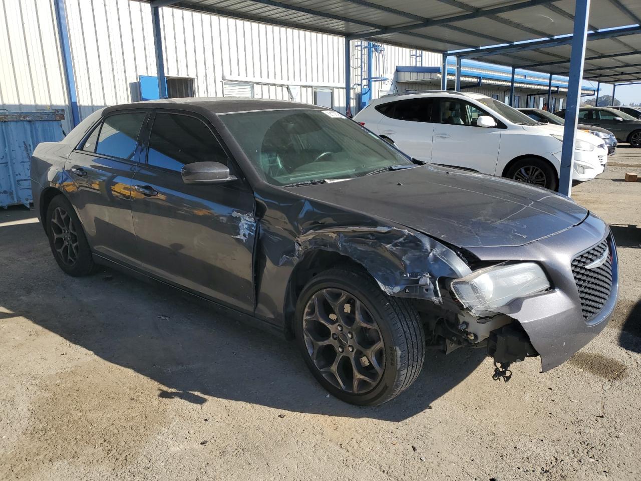 2016 Chrysler 300 VIN 2C3CCAGG1GH308155 Copart auction photo, front end / side damage thumbnail 4