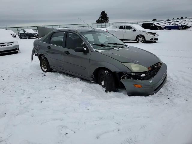 2004 Ford Focus VIN 1FAFP343X4W172363 Copart auction photo, all over damage thumbnail 10