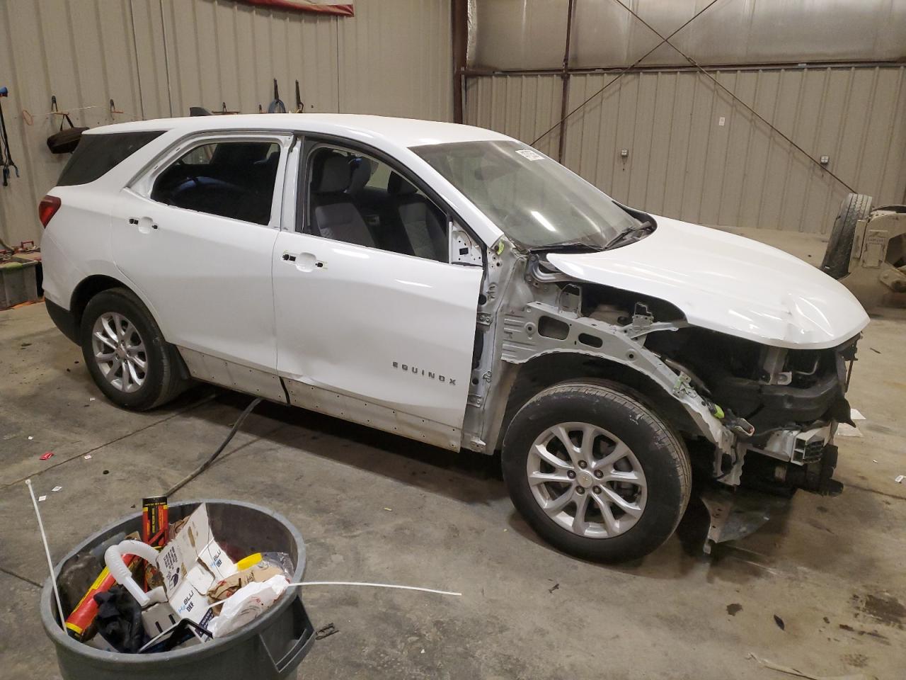 2020 Chevrolet Equinox VIN 3GNAXHEV1LS620282 Copart auction photo, front end / side damage thumbnail 4
