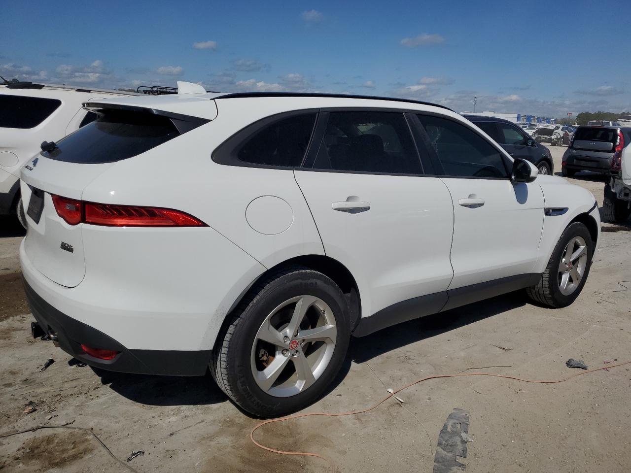 2018 Jaguar F-Pace VIN SADCJ2GX9JA295656 Copart auction photo, front end damage thumbnail 3