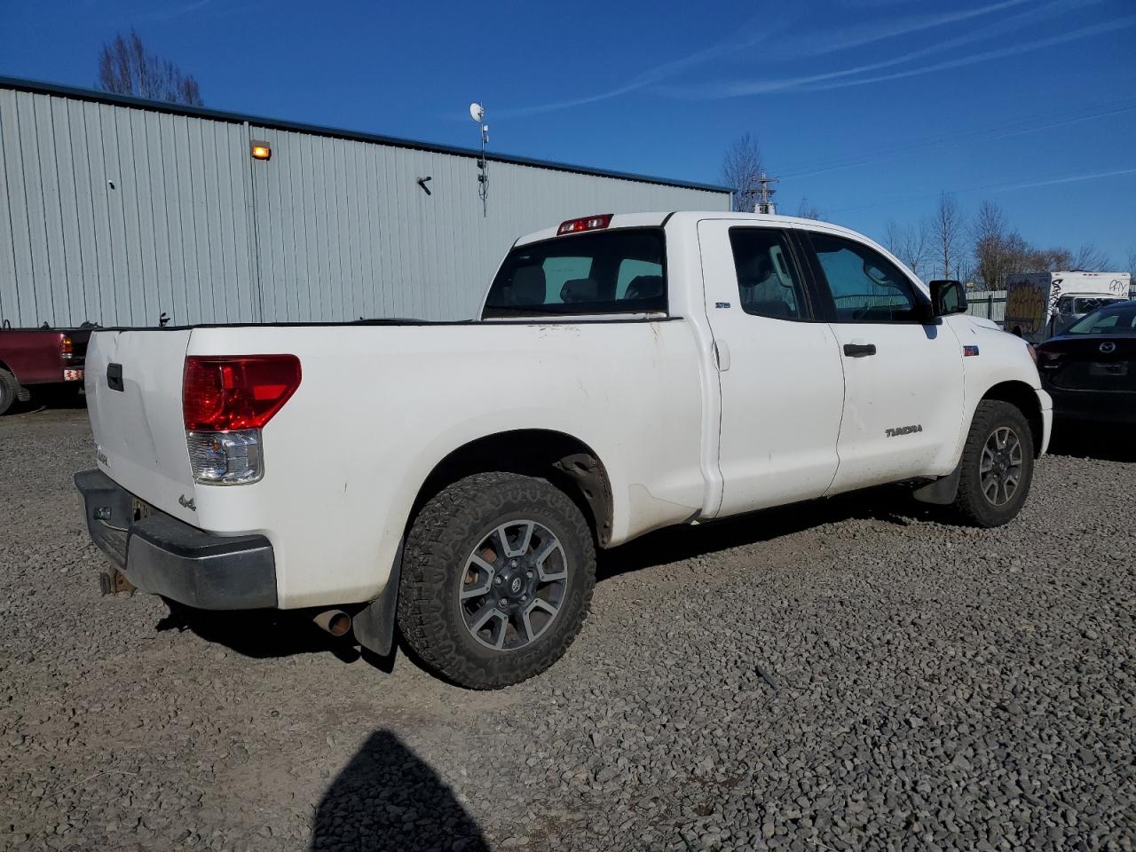 2011 Toyota Tundra VIN 5TFUY5F18BX188901 Copart auction photo, side / rear end damage thumbnail 3