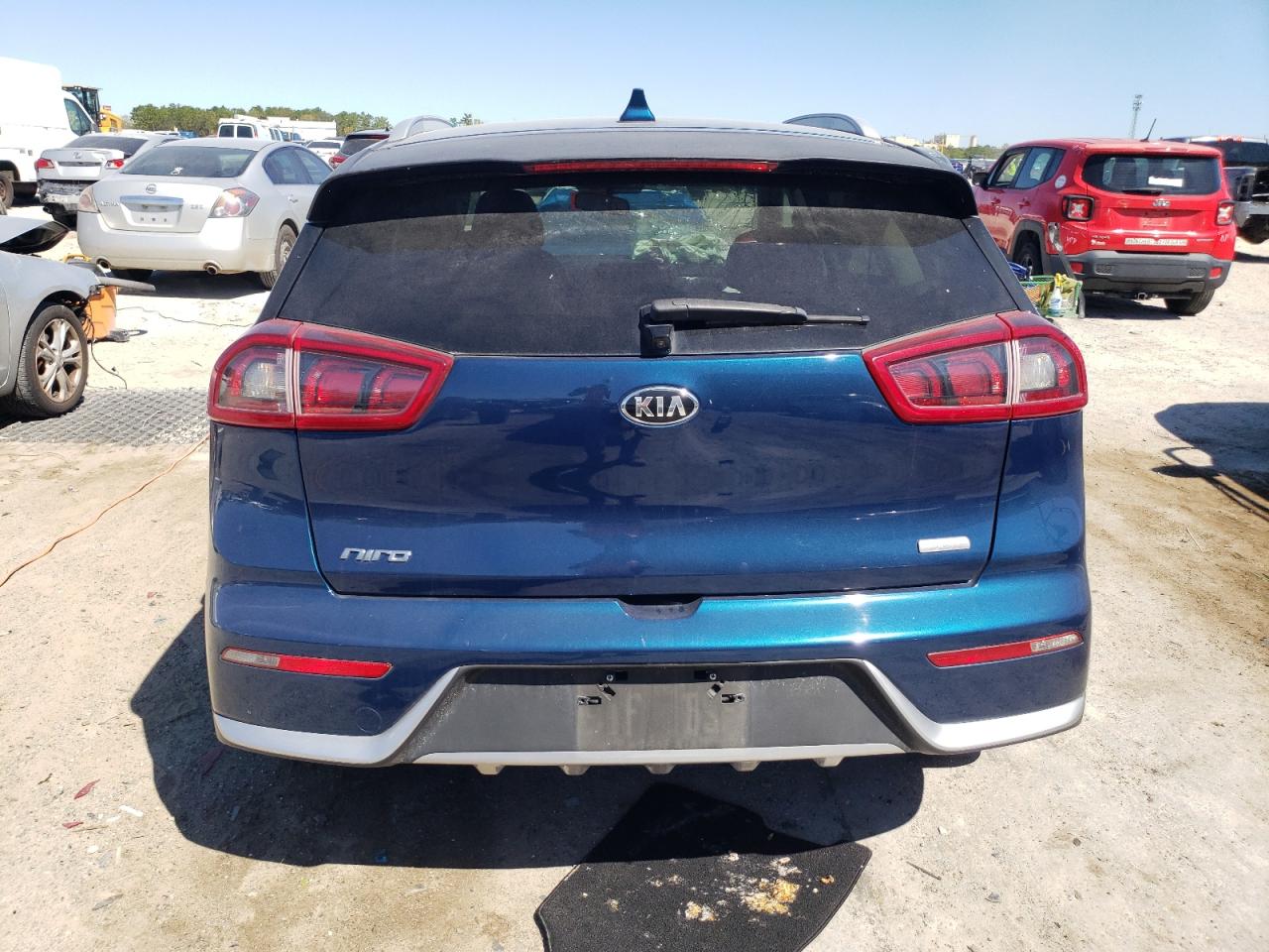 2019 KIA Niro VIN KNDCB3LC7K5264370 Copart auction photo, side / front end damage thumbnail 6