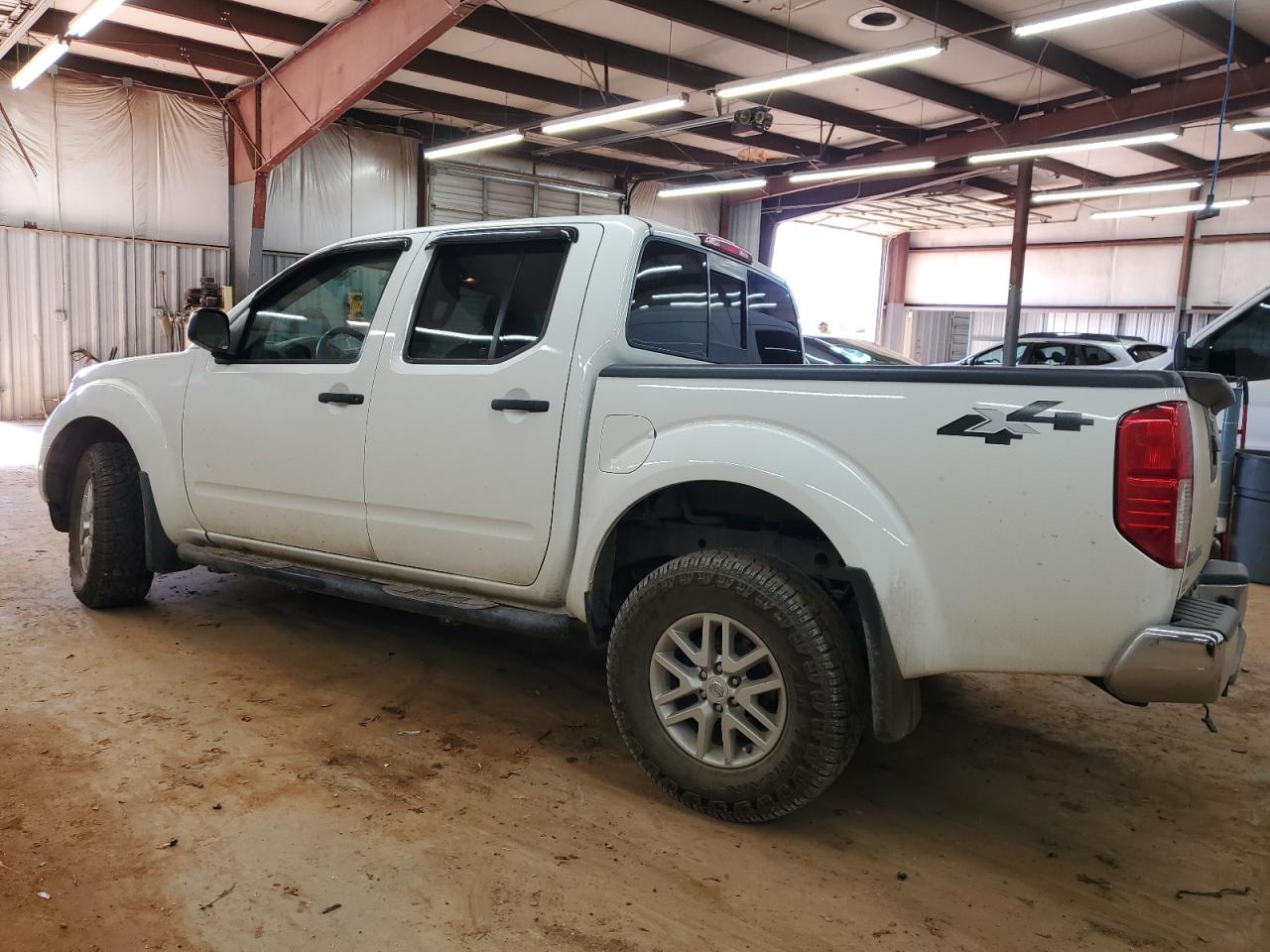 2018 Nissan Navara (Frontier) VIN 1N6AD0EV1JN730594 Copart auction photo, front end / undercarriage damage thumbnail 2