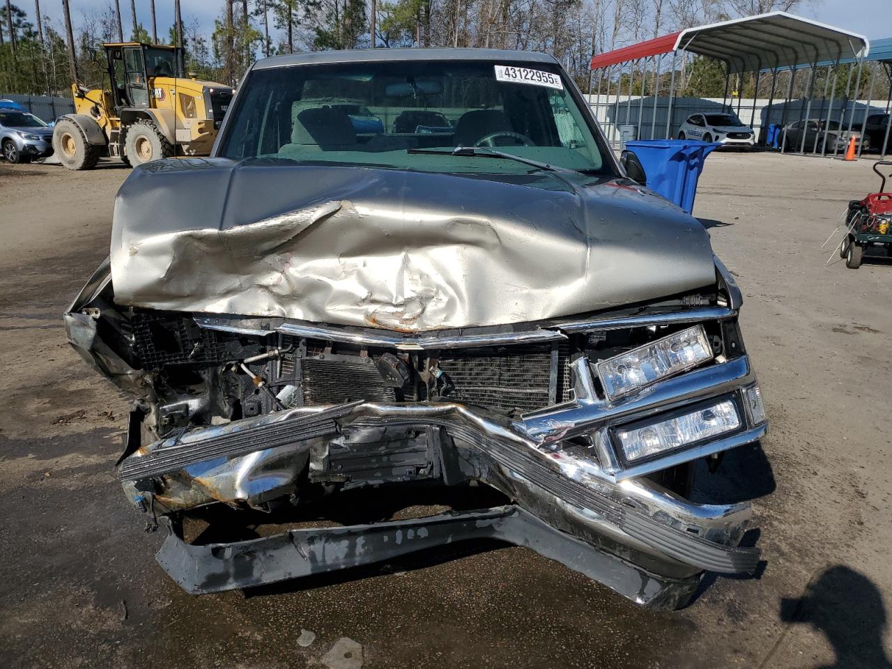 1998 Chevrolet GMT-400 VIN 2GCEC19R5W1182912 Copart auction photo, front end damage thumbnail 5