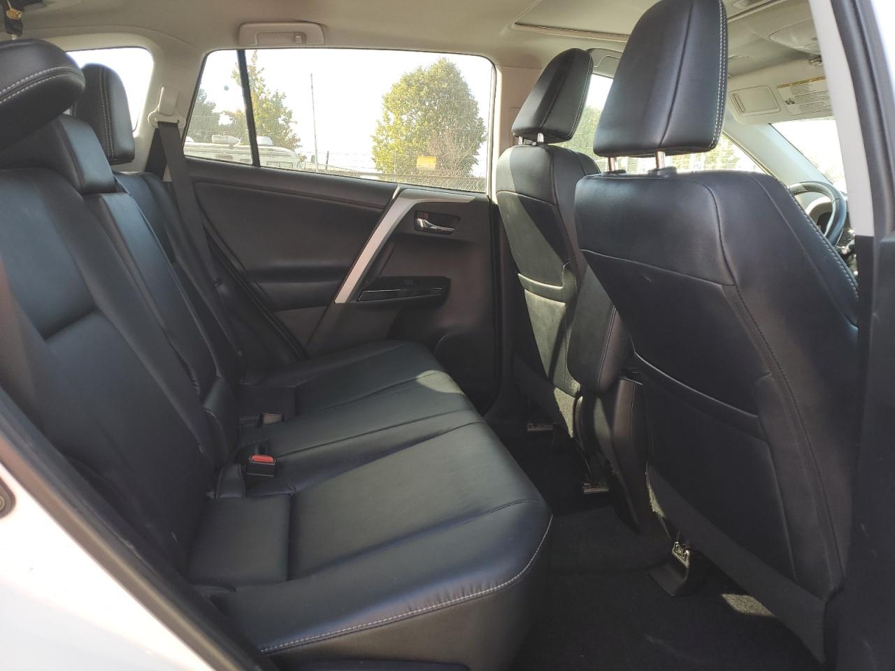 2016 Toyota RAV 4 VIN 2T3DFREV5GW516983 Copart auction photo, front end damage thumbnail 11