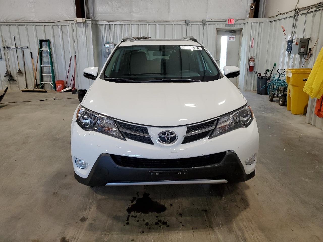 2015 Toyota RAV 4 VIN 2T3RFREV9FW320761 Copart auction photo, rear end damage thumbnail 5