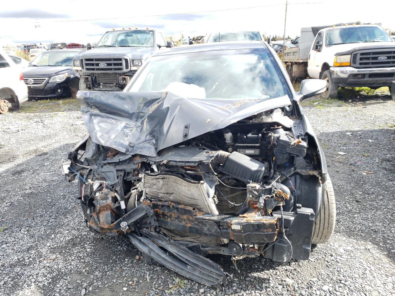2013 Hyundai Accent VIN KMHCU5AE7DU098897 Copart auction photo, front end / side damage thumbnail 5