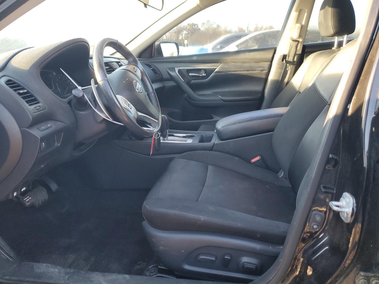 2017 Nissan Altima VIN 1N4AL3AP2HC243415 Copart auction photo, front end damage thumbnail 7