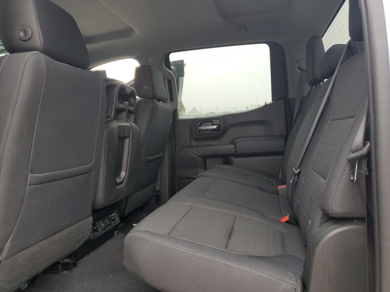 2019 Chevrolet Silverado VIN 3GCPWCED0KG185109 Copart auction photo, side / front end damage thumbnail 11