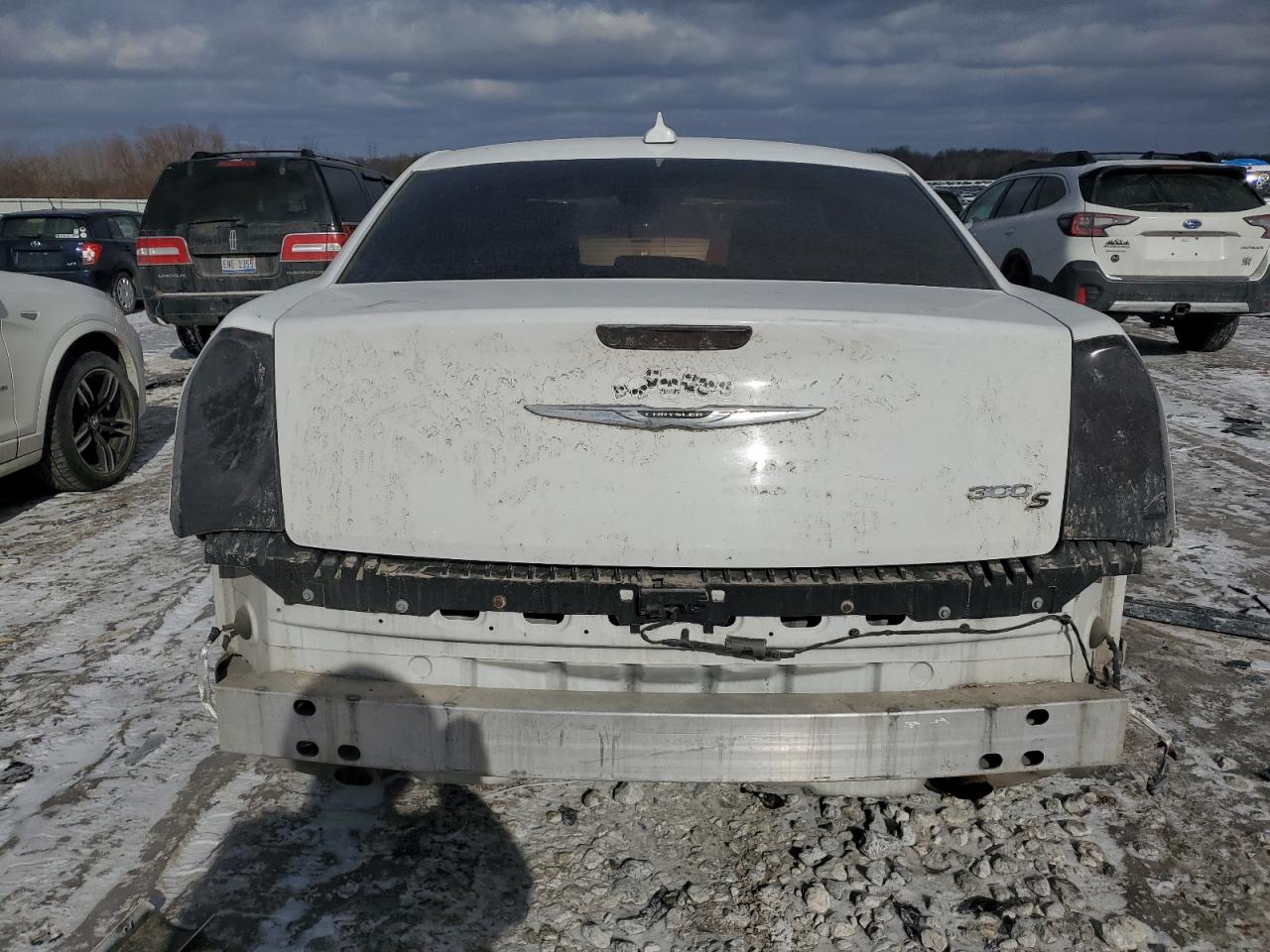 2015 Chrysler 300 VIN 2C3CCABG0FH797203 Copart auction photo, rear end / front end damage thumbnail 6
