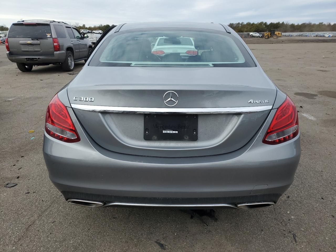 2015 Mercedes-Benz C-klasse VIN 55SWF4KB8FU088089 Copart auction photo, side / undercarriage damage thumbnail 6