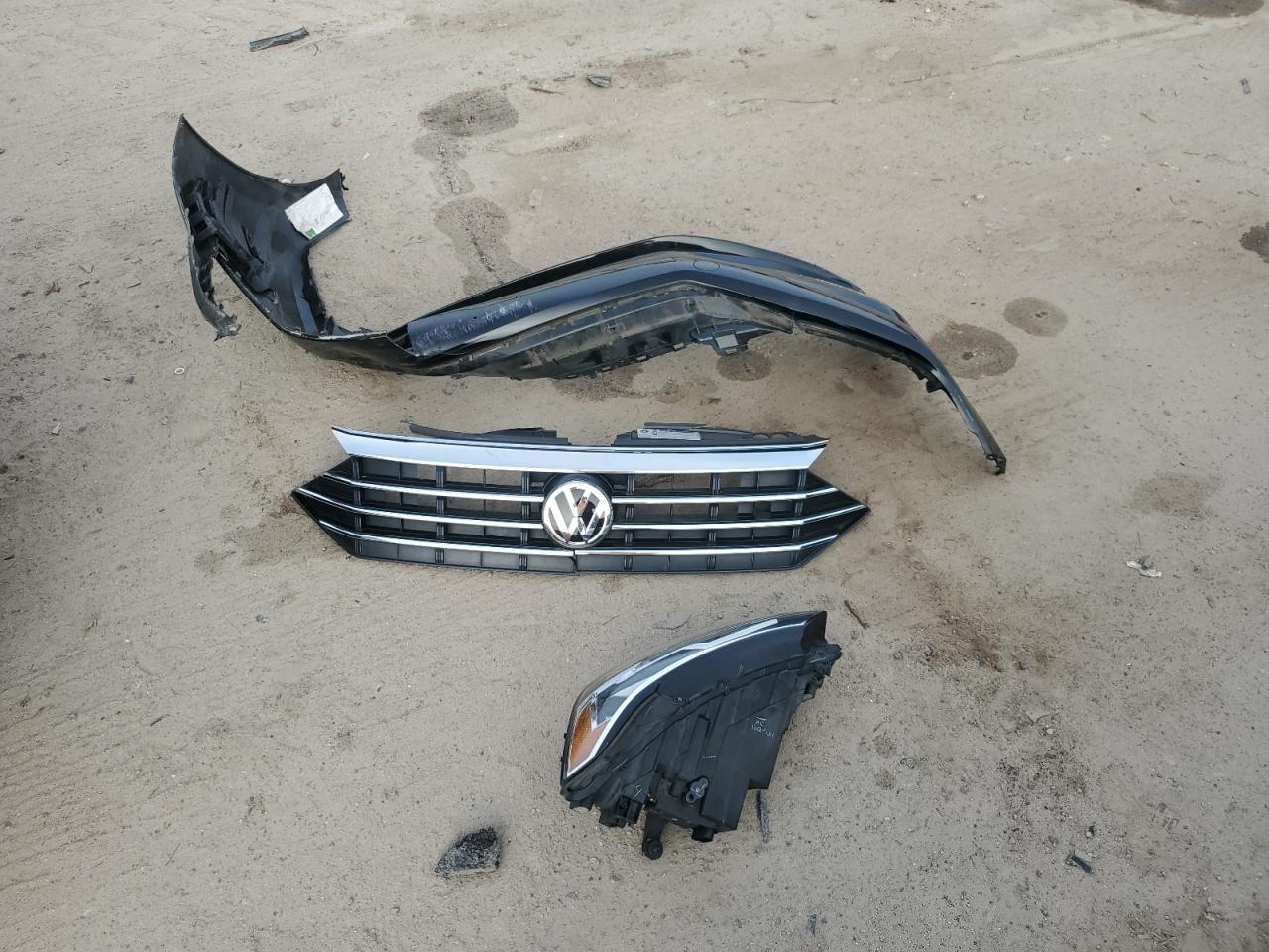 2019 Volkswagen Jetta VIN 3VWC57BU1KM198687 Copart auction photo, front end damage thumbnail 12
