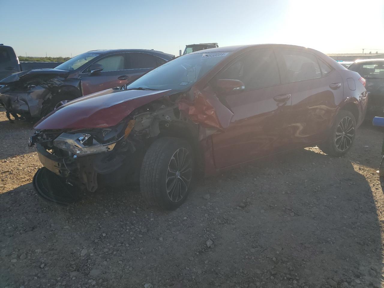 2016 Toyota Corolla VIN 5YFBURHE9GP375337