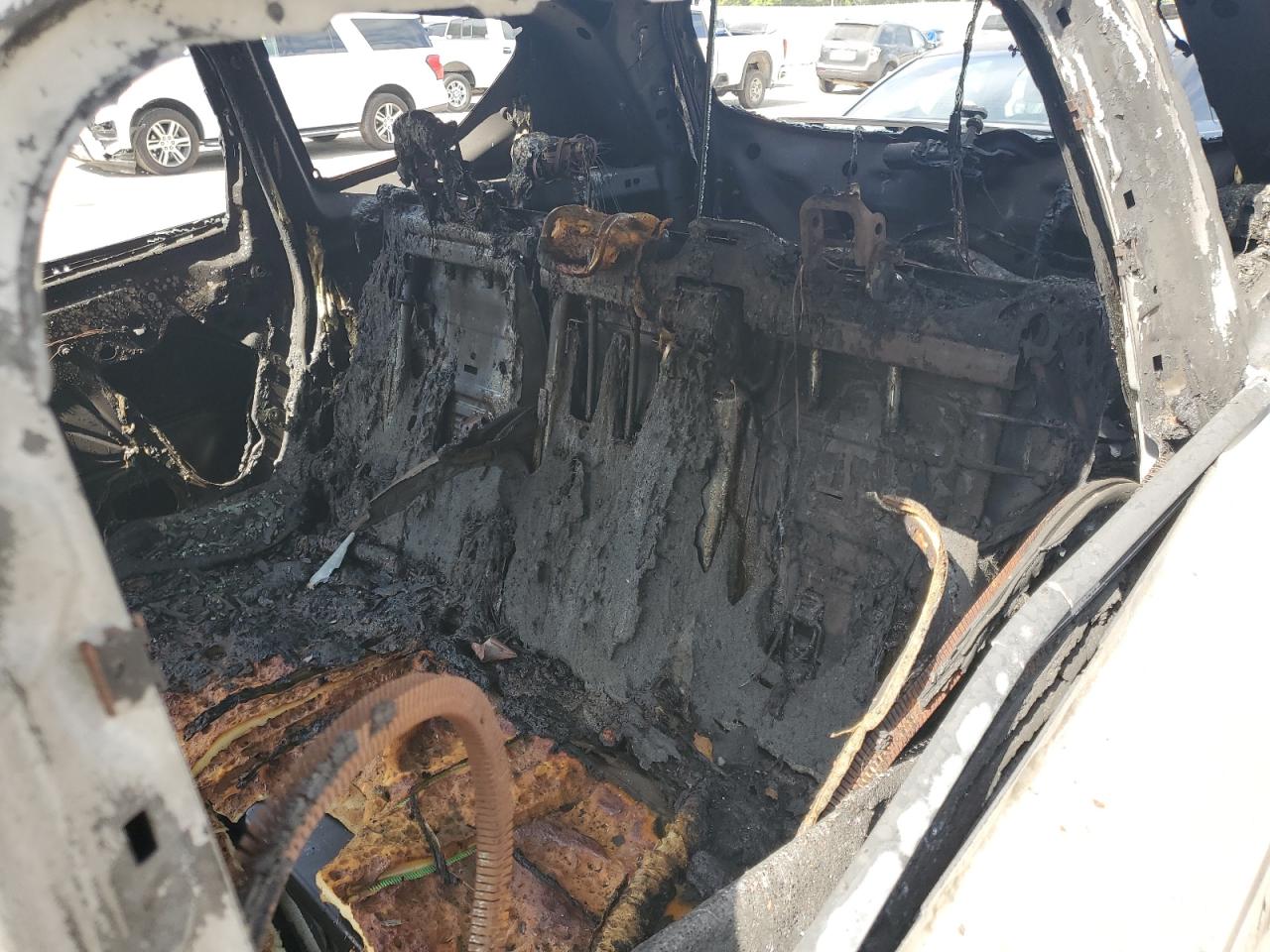 2019 Ford Escape VIN 1FMCU0F76KUC19946 Copart auction photo, burn damage thumbnail 10