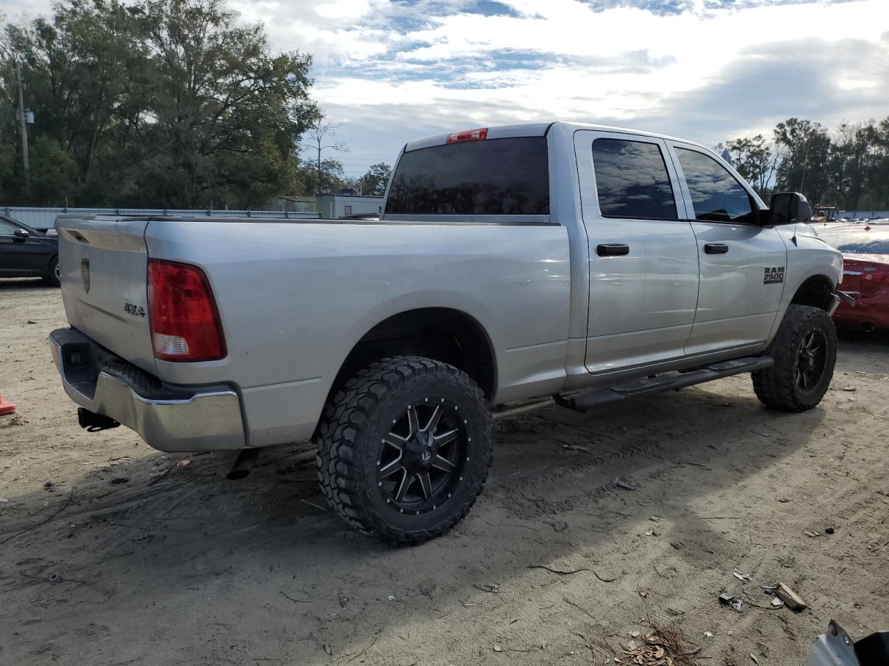 2016 RAM 2500 VIN 3C6TR5CT4GG291928 Copart auction photo, front end damage thumbnail 3