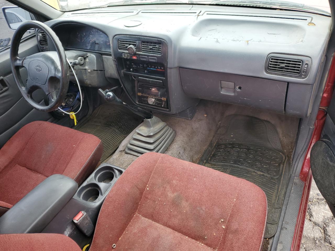 1995 Nissan Navara (Frontier) VIN 1N6SD11SXSC318998 Copart auction photo, rear end / minor dent/scratches damage thumbnail 8