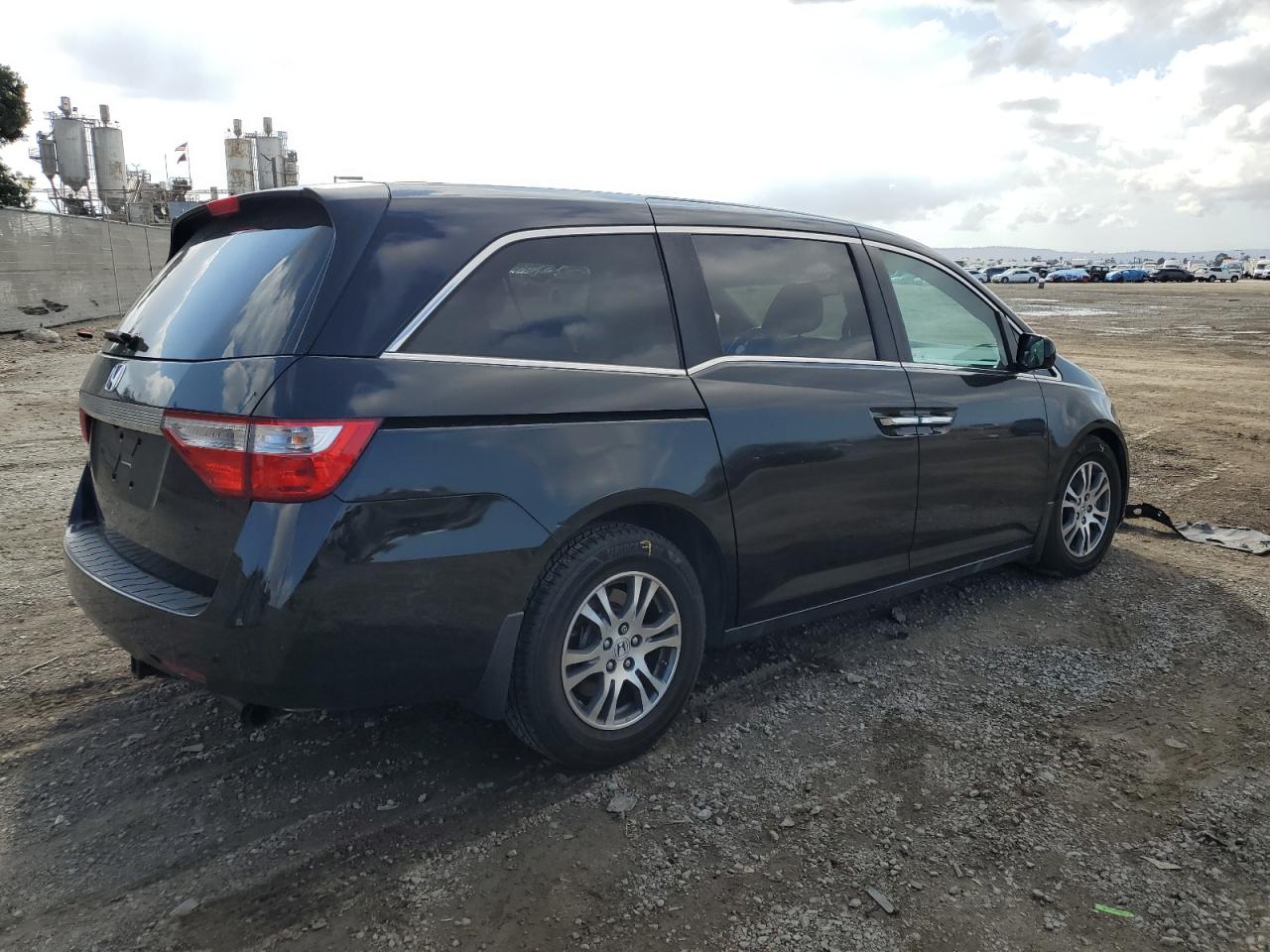 2012 Honda Odyssey VIN 5FNRL5H66CB088157 Copart auction photo, front end / side damage thumbnail 3