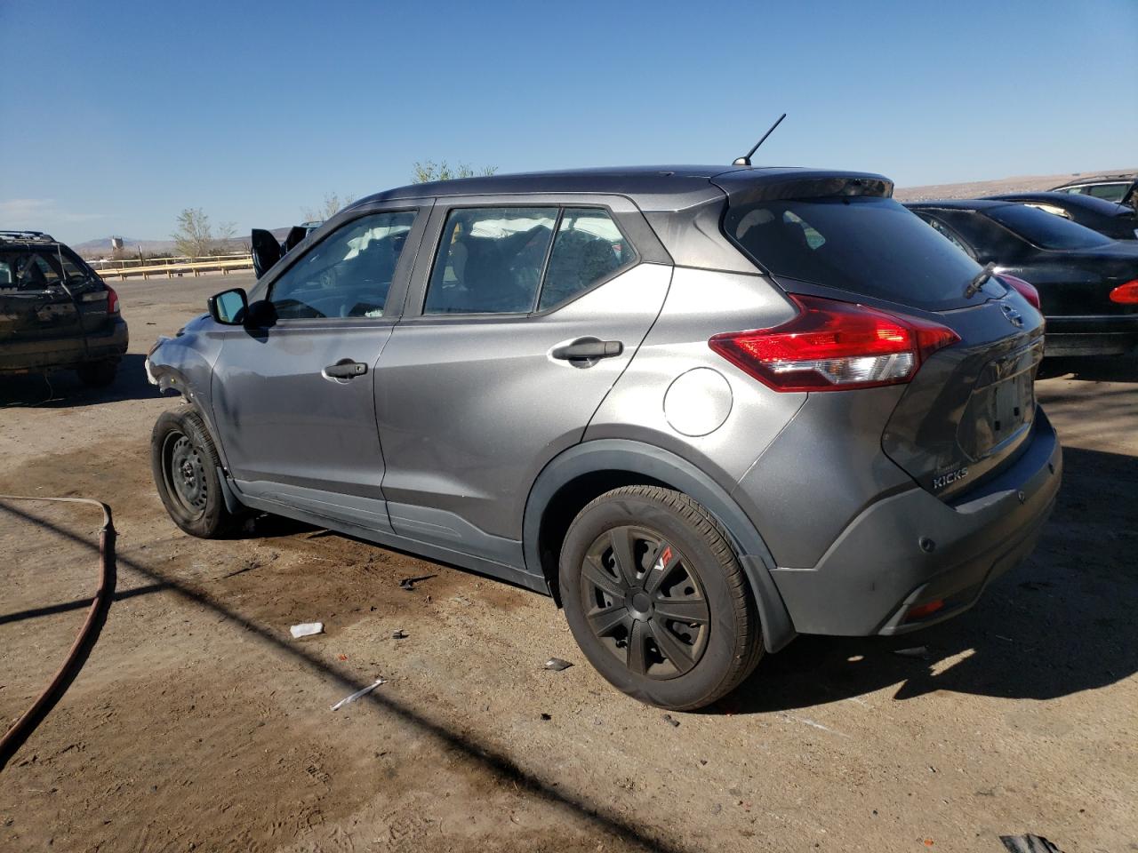 2020 Nissan Kicks VIN 3N1CP5BV2LL543066 Copart auction photo, front end damage thumbnail 2