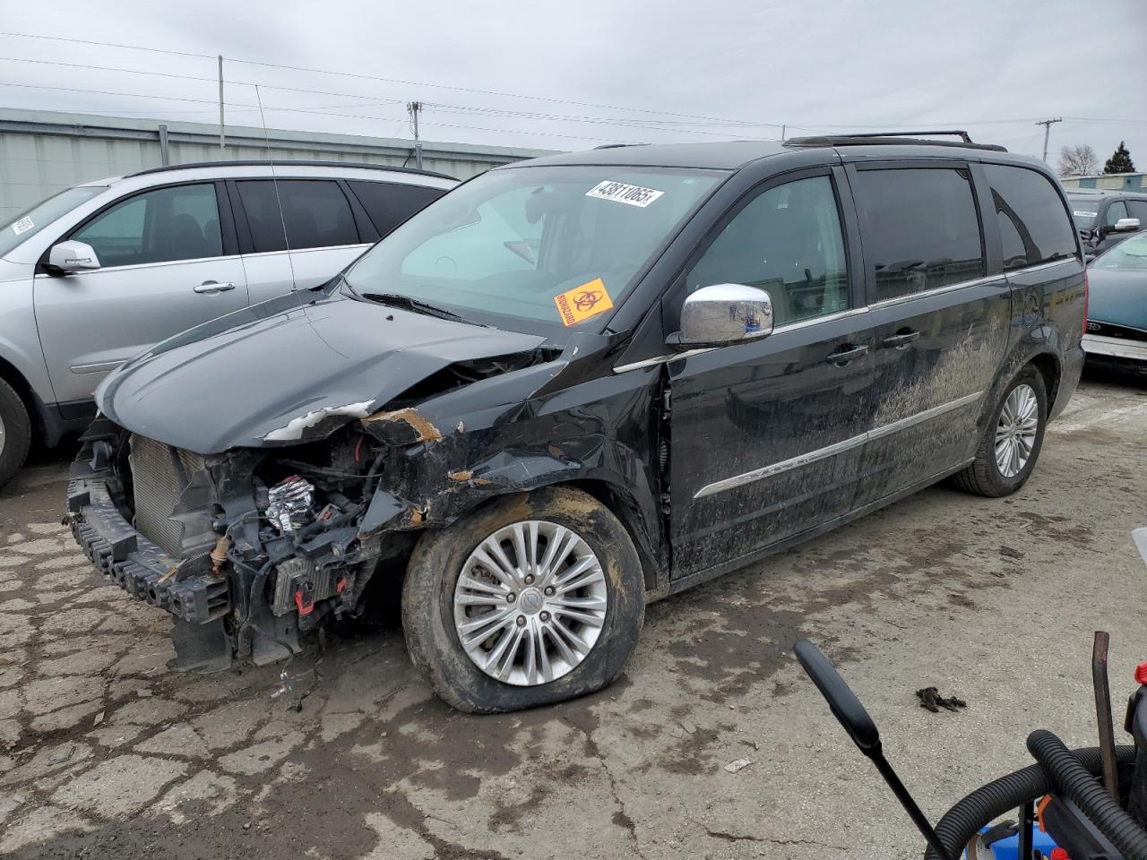 2015 Chrysler Town & Country VIN 2C4RC1CG9FR608773