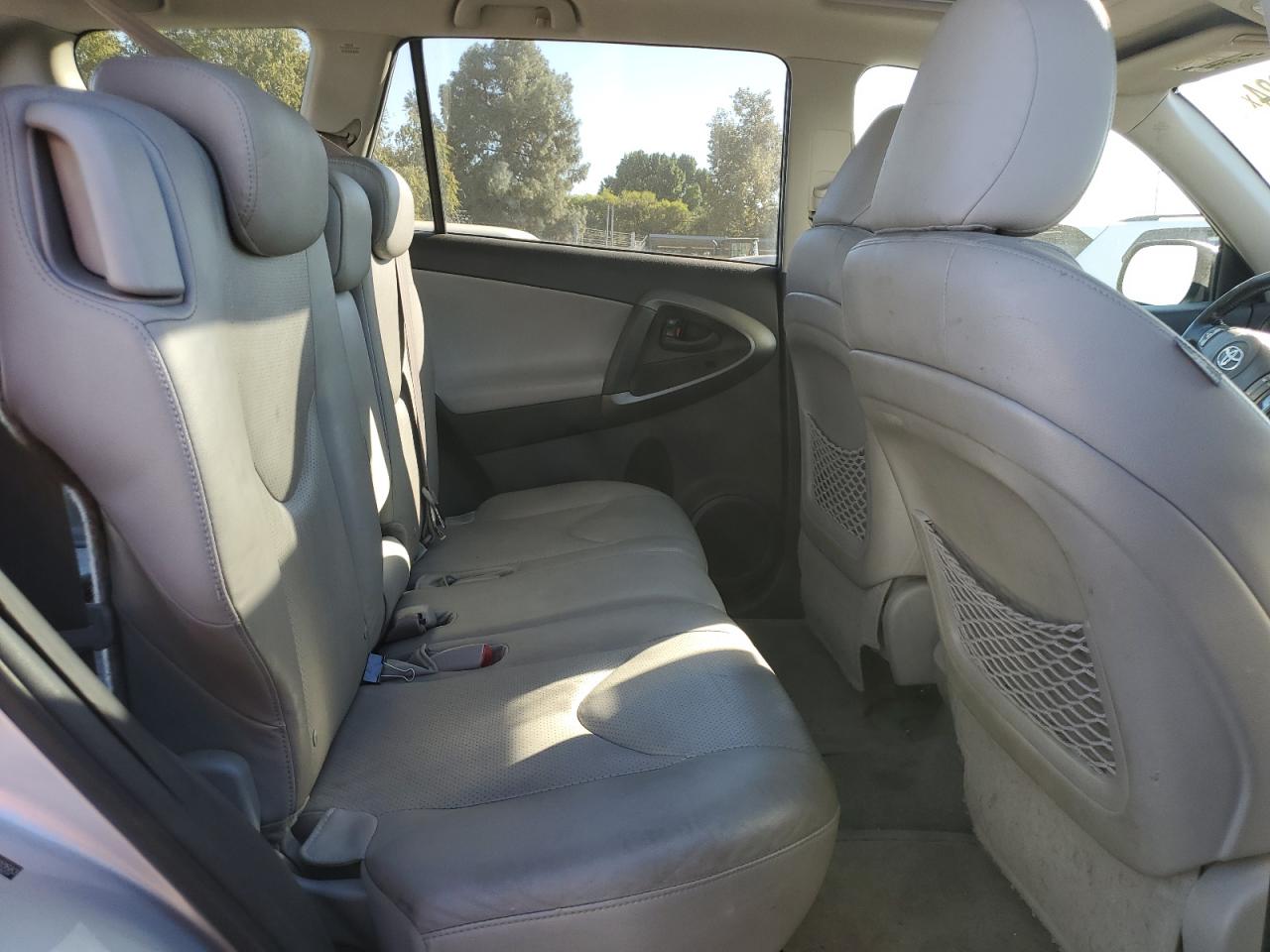 2009 Toyota RAV 4 VIN JTMZF31V895010583 Copart auction photo, rear end / minor dent/scratches damage thumbnail 11