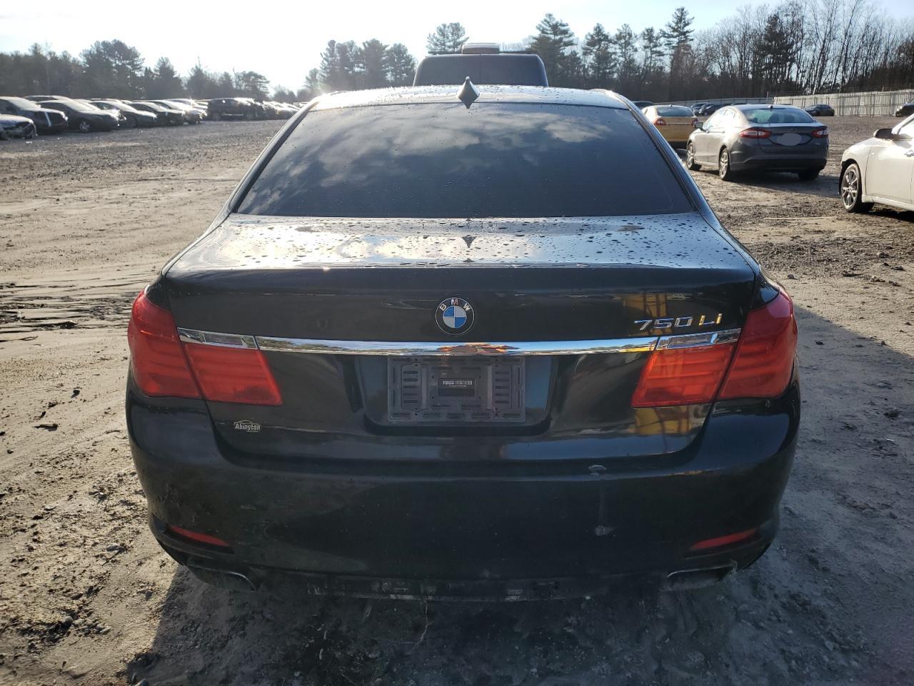 2012 BMW 7er VIN WBAKC8C57CC435488 Copart auction photo, minor dent/scratches damage thumbnail 6