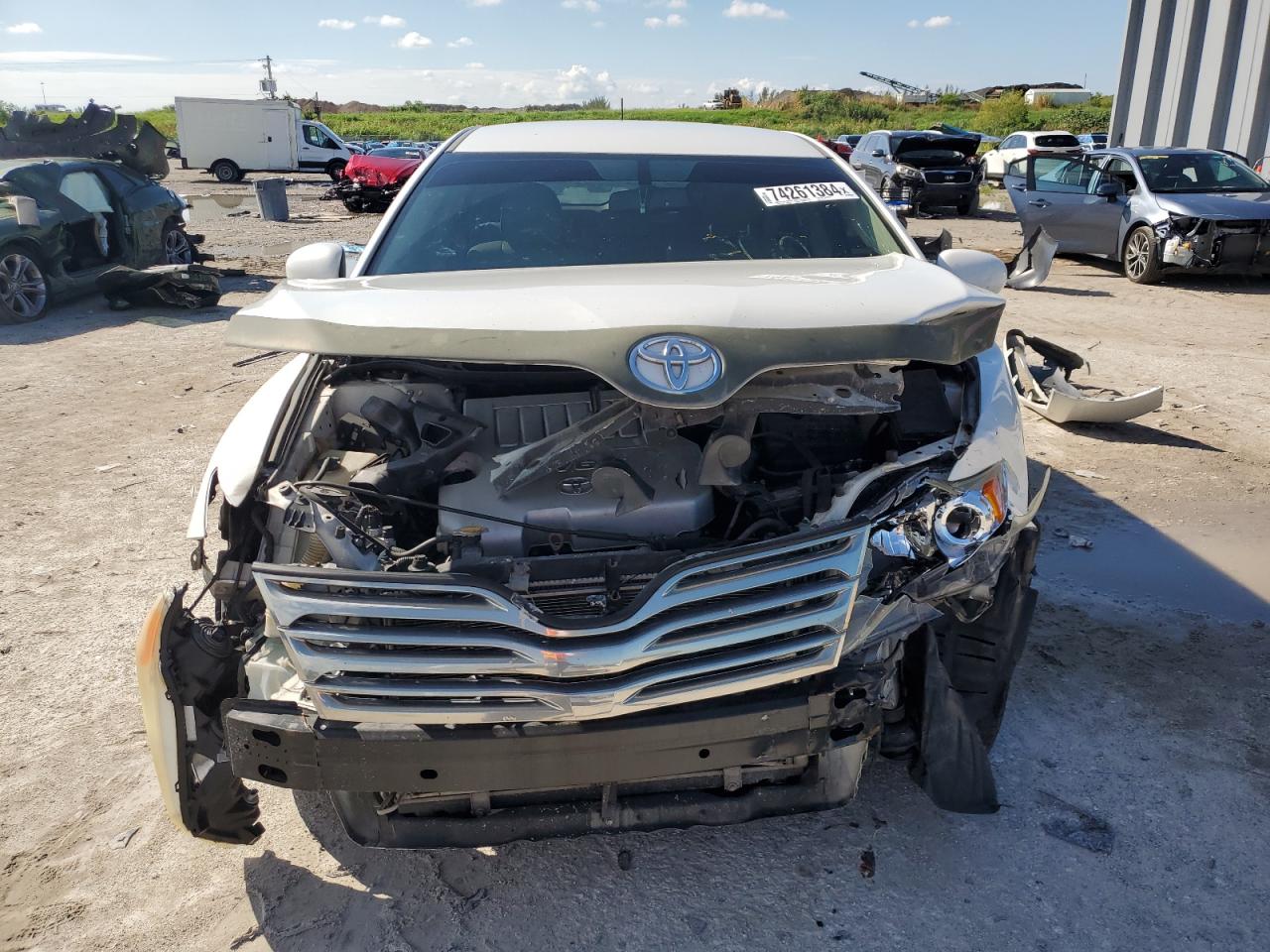 2010 Toyota Venza VIN 4T3ZK3BB4AU021075 Copart auction photo, front end / minor dent/scratches damage thumbnail 5