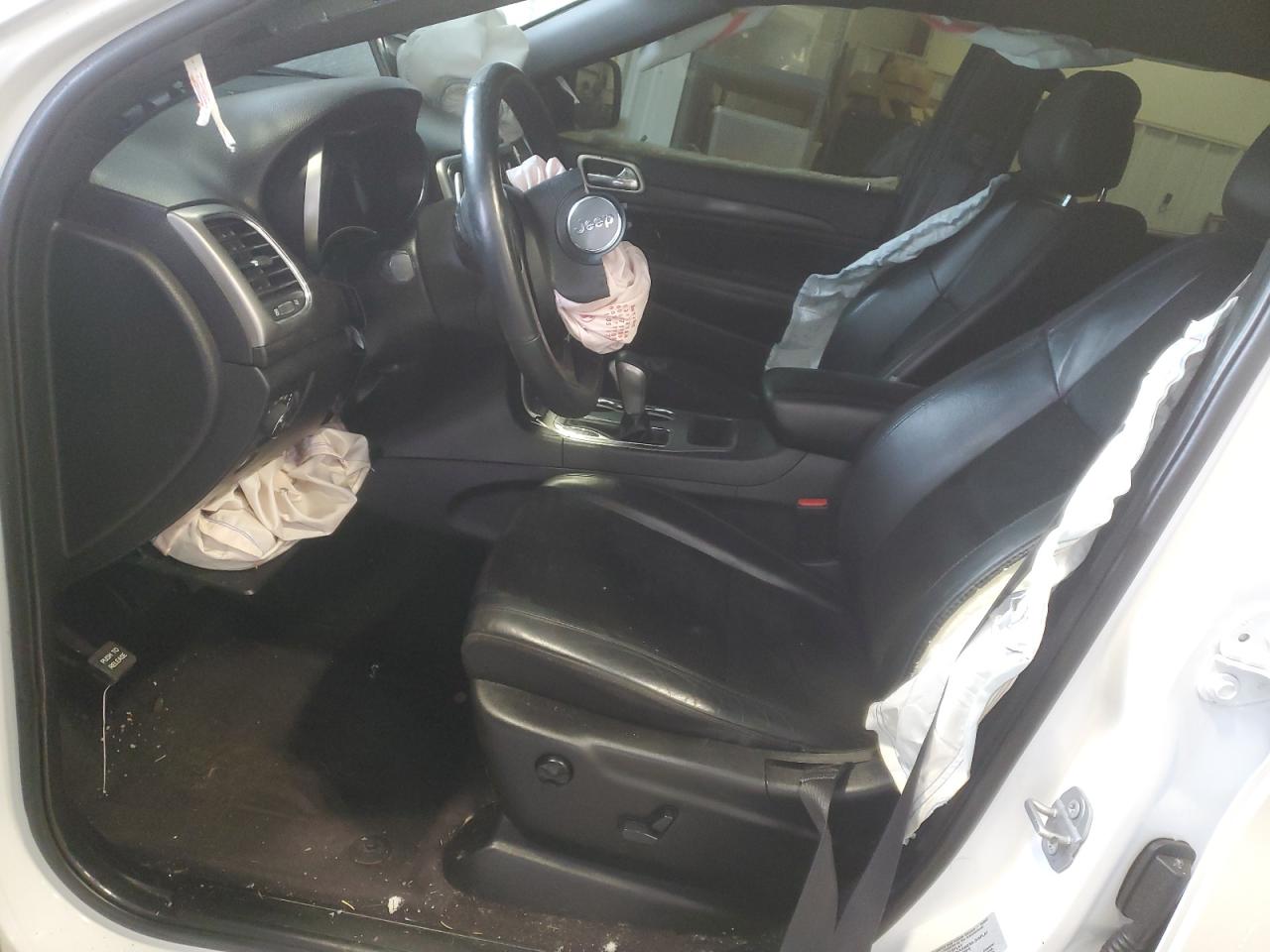 2017 Jeep Grand Cherokee VIN 1C4RJFAG9HC929472 Copart auction photo, front end / side damage thumbnail 7