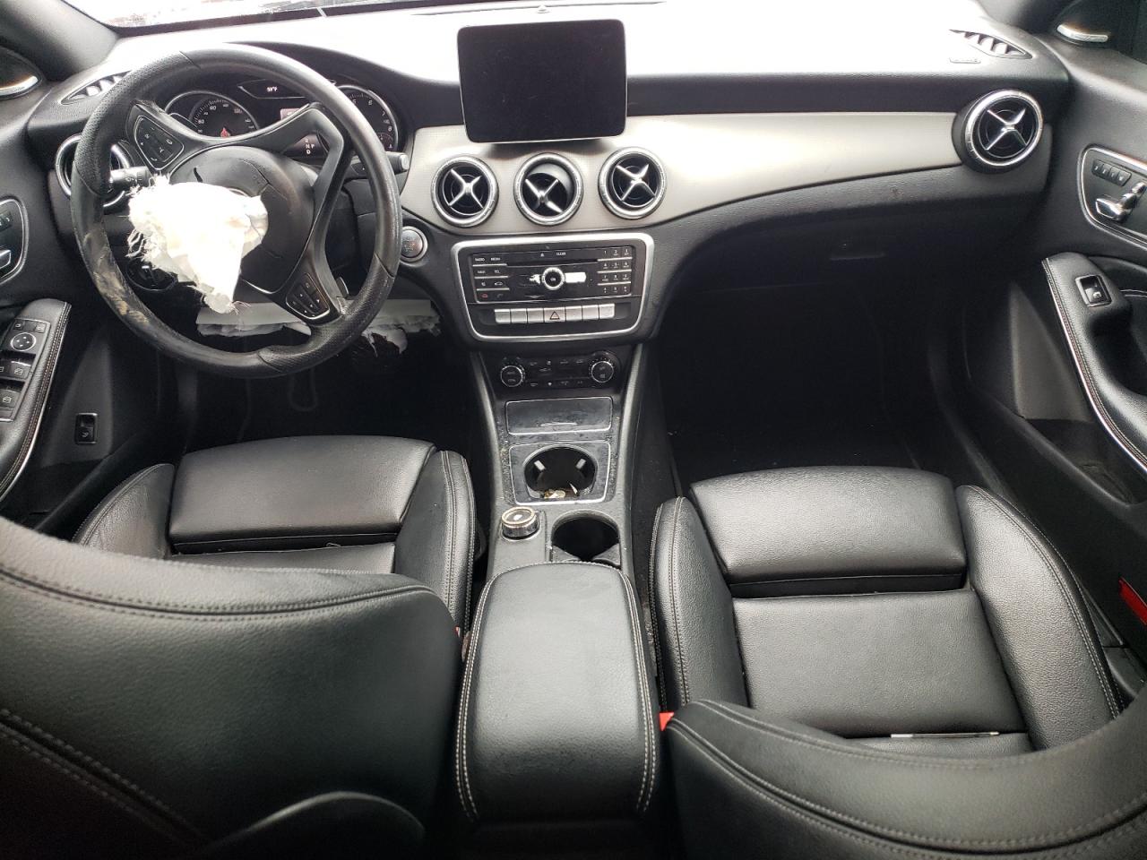 2019 Mercedes-Benz CLA-klasse VIN WDDSJ4EB9KN699633 Copart auction photo, all over damage thumbnail 8