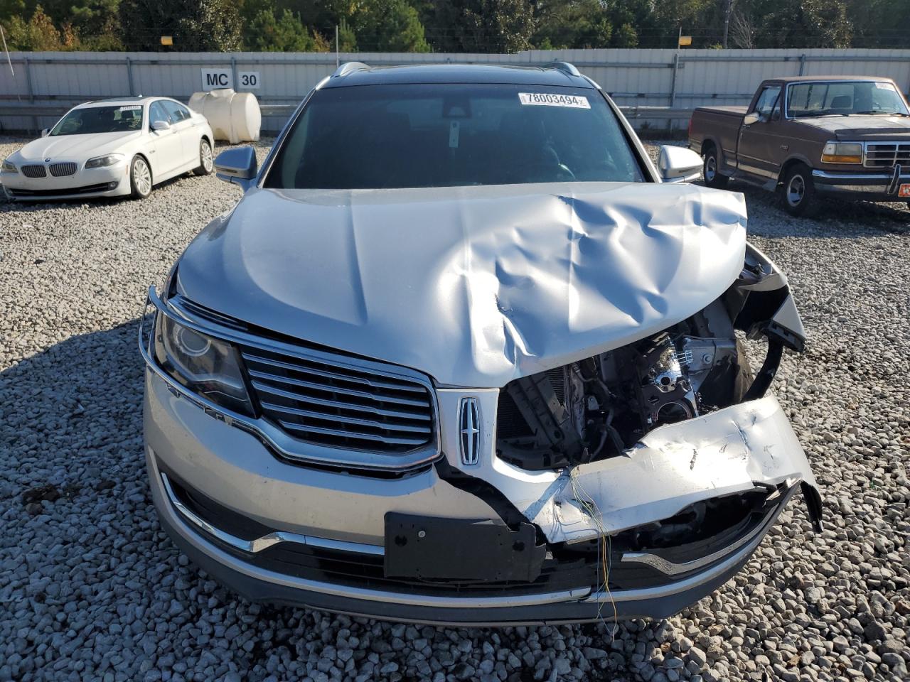 2017 Lincoln MKX VIN 2LMPJ8LP3HBL50056 Copart auction photo, front end damage thumbnail 5