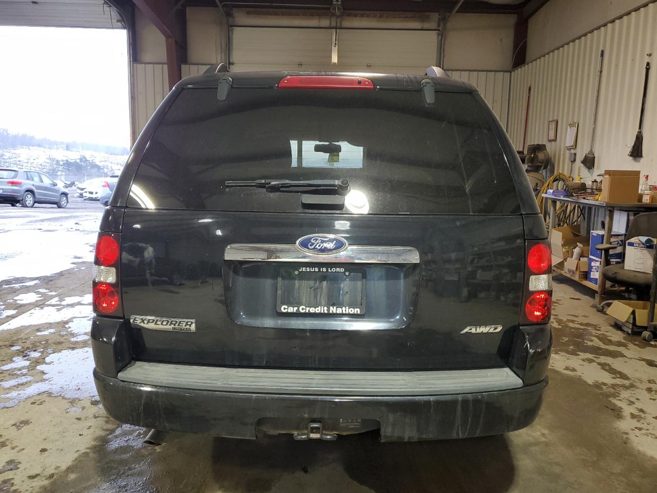 2010 Ford Explorer VIN 1FMEU8F8XAUA71279 Copart auction photo, front end / side damage thumbnail 6