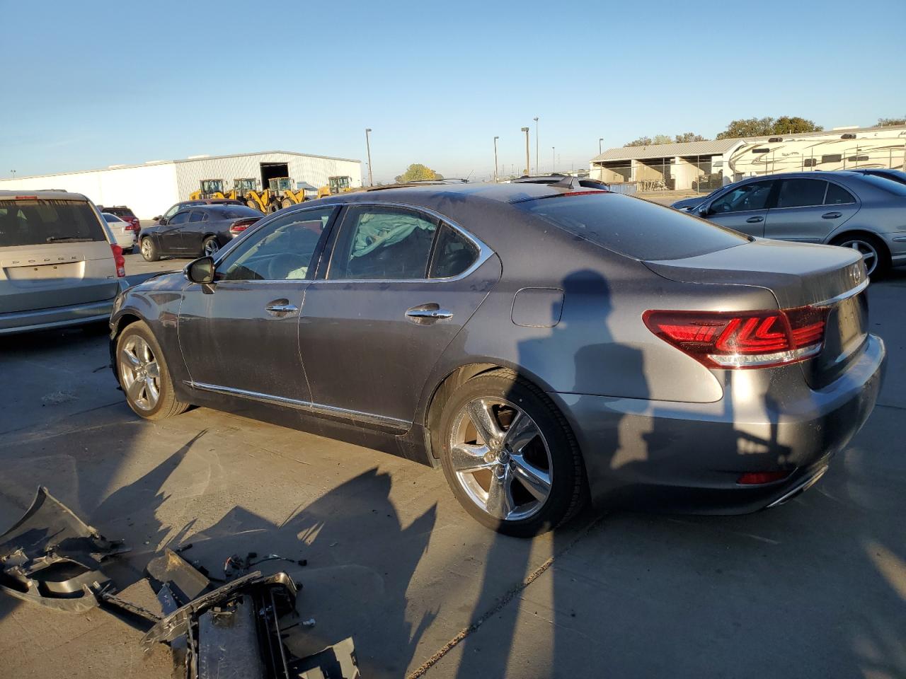 2013 Lexus LS VIN JTHBL1EF6D5116748 Copart auction photo, front end damage thumbnail 2