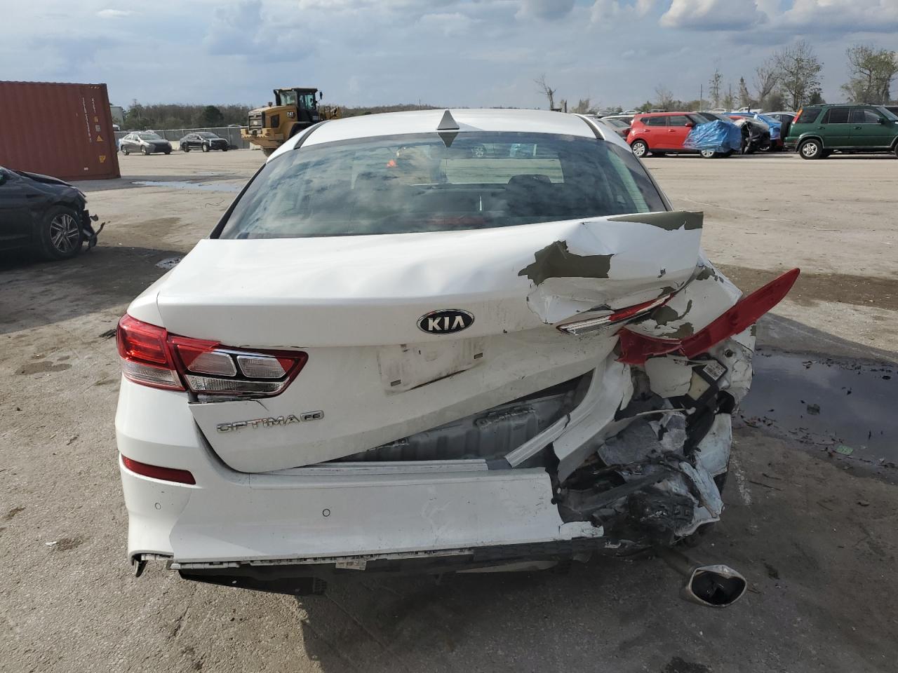 2019 KIA Optima VIN 5XXGT4L3XKG328238 Copart auction photo, rear end damage thumbnail 6