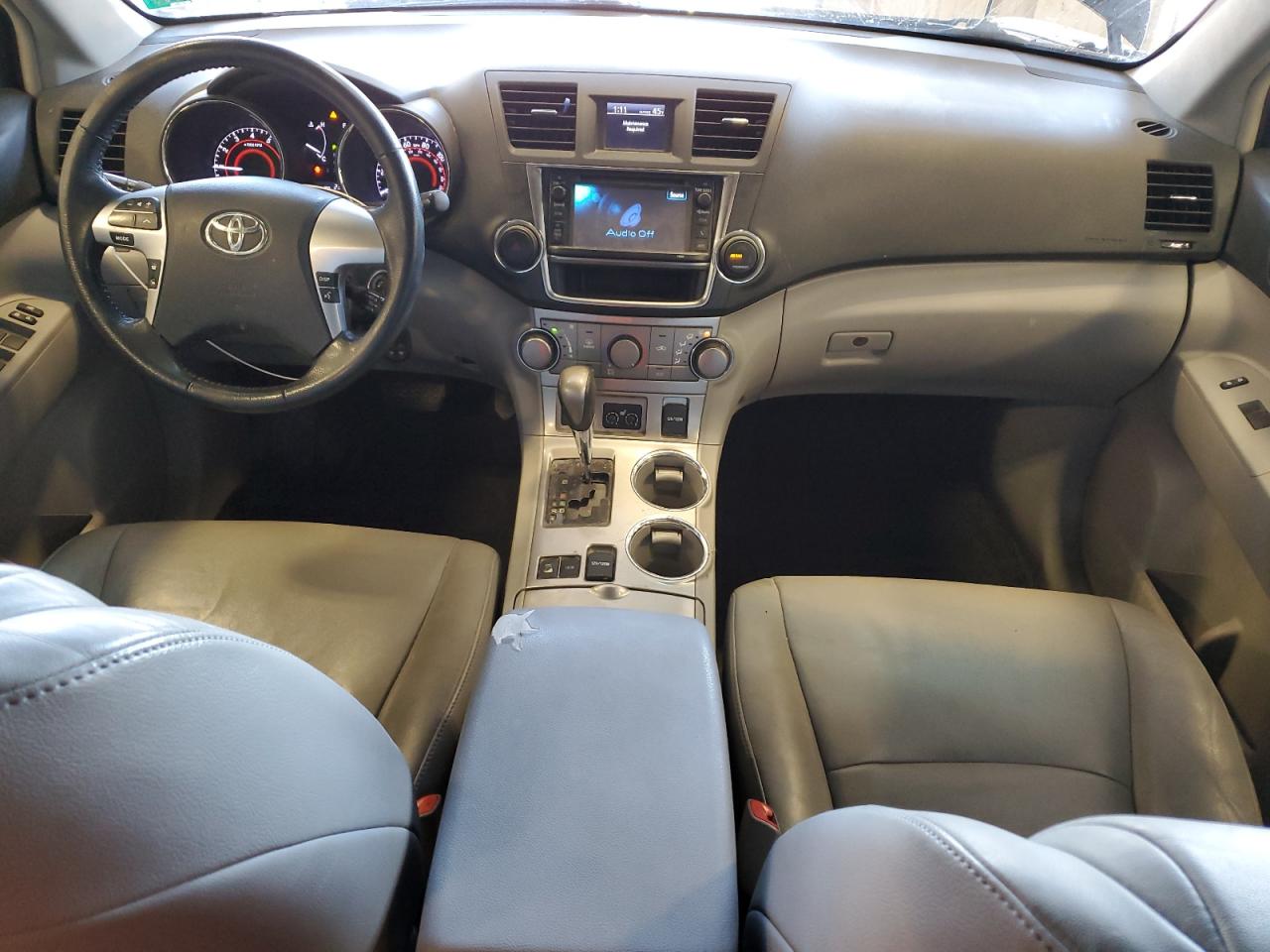 2013 Toyota Highlander VIN 5TDBK3EH0DS278628 Copart auction photo, front end damage thumbnail 8