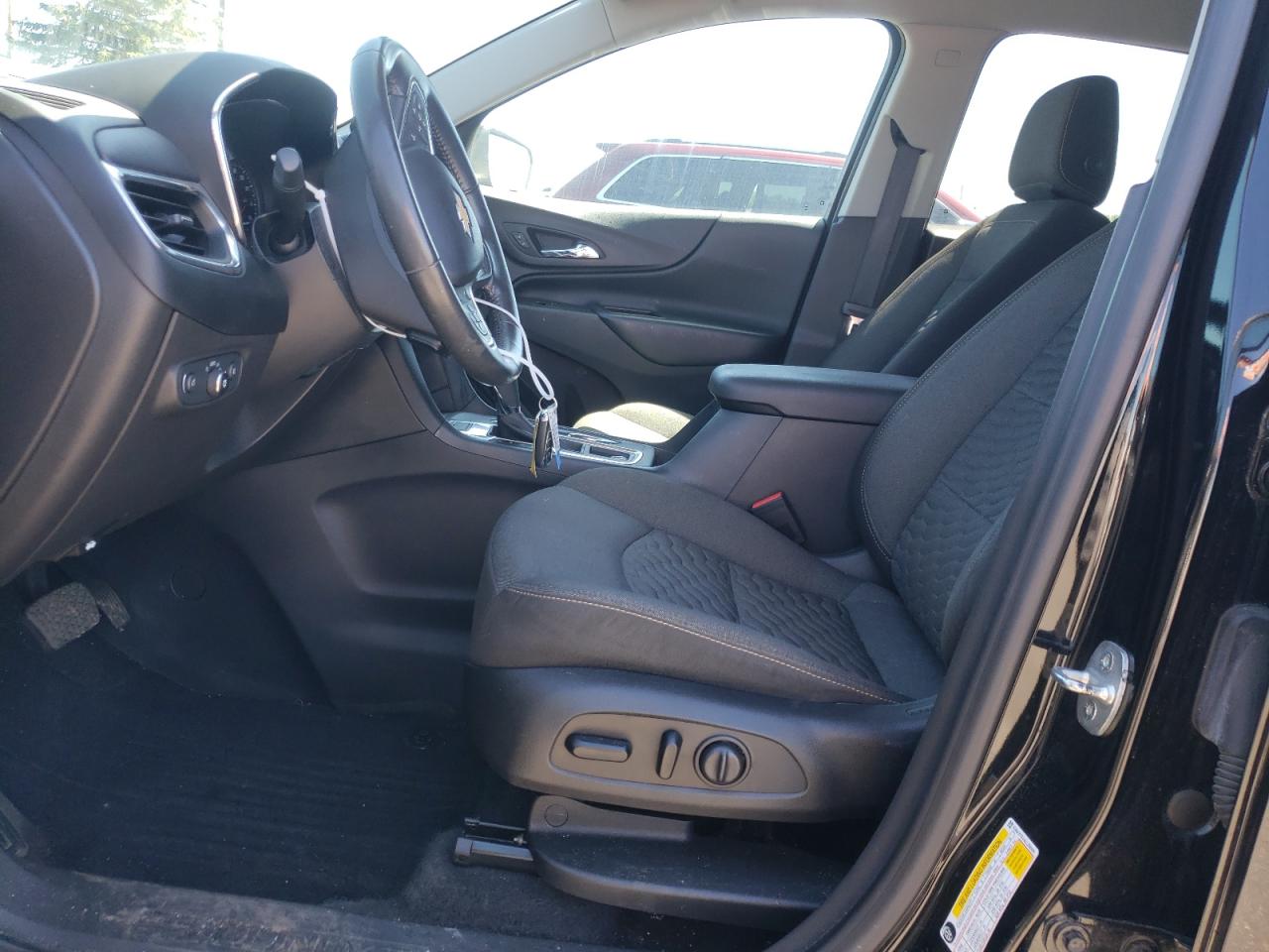 2020 Chevrolet Equinox VIN 3GNAXTEV4LL256999 Copart auction photo, front end damage thumbnail 7