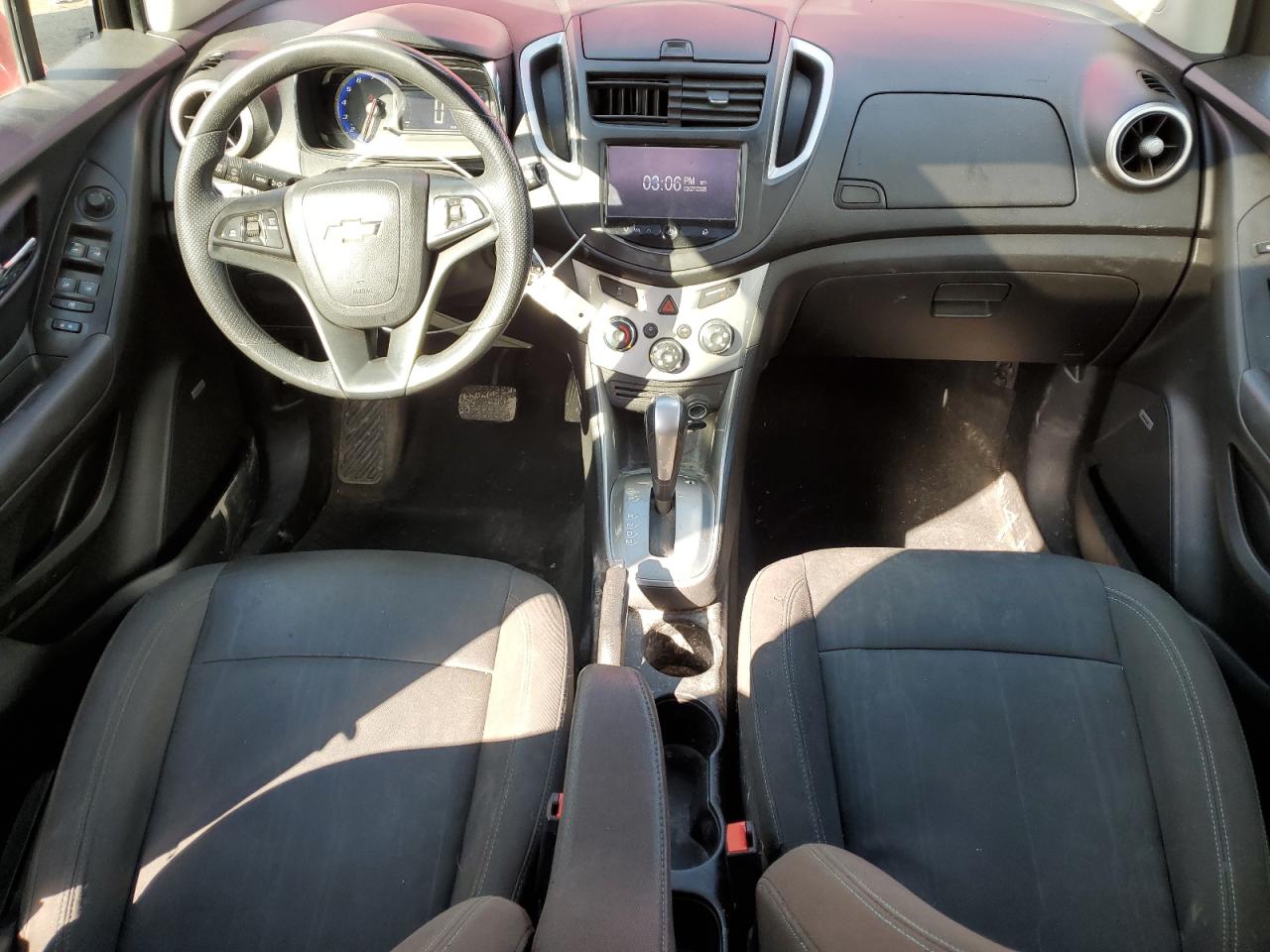 2015 Chevrolet Trax VIN KL7CJLSB9FB210648 Copart auction photo, front end / side damage thumbnail 8