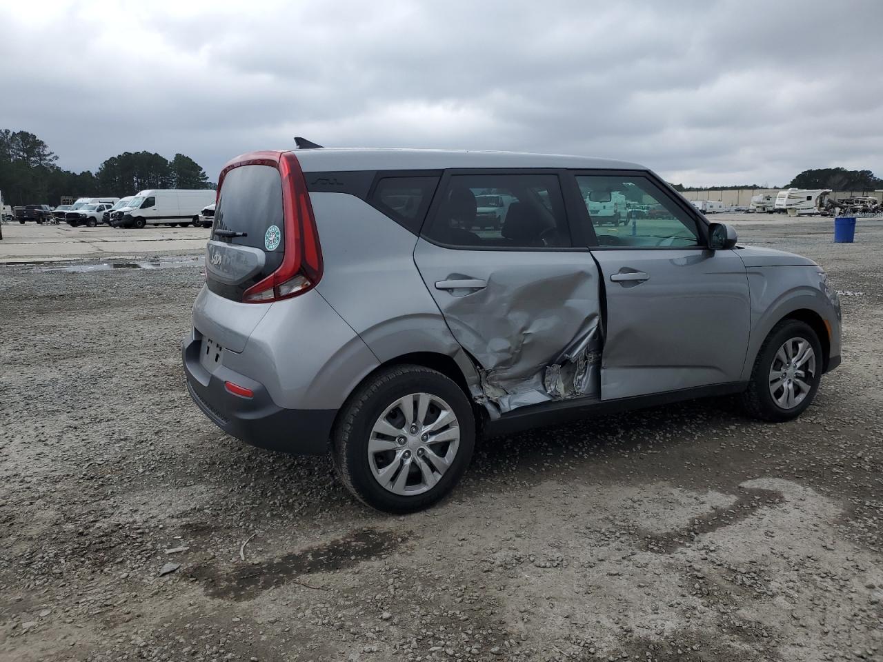2022 KIA Soul VIN KNDJ23AU4N7825734 Copart auction photo, side damage thumbnail 3