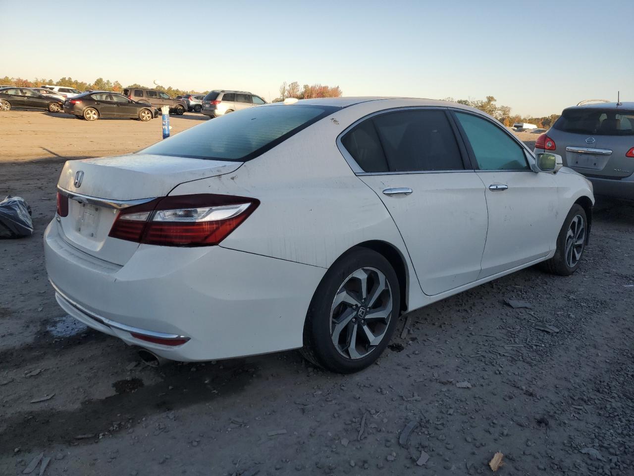2016 Honda Accord VIN 1HGCR2F89GA035489 Copart auction photo, front end / side damage thumbnail 3