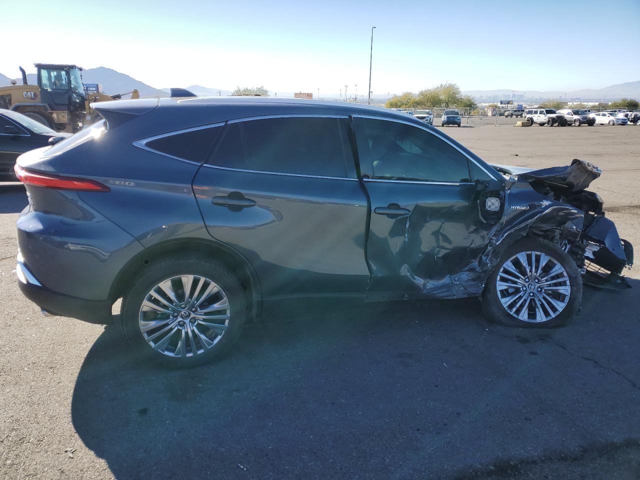 2021 Toyota Venza VIN JTEAAAAH2MJ006924 Copart auction photo, front end / side damage thumbnail 3