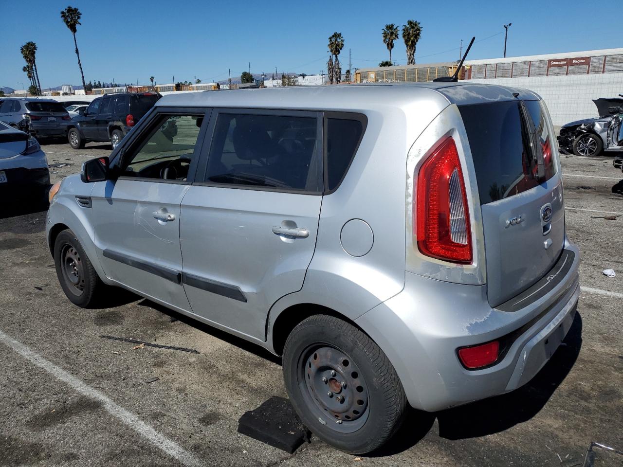 2012 KIA Soul VIN KNDJT2A69C7475880 Copart auction photo, all over damage thumbnail 2