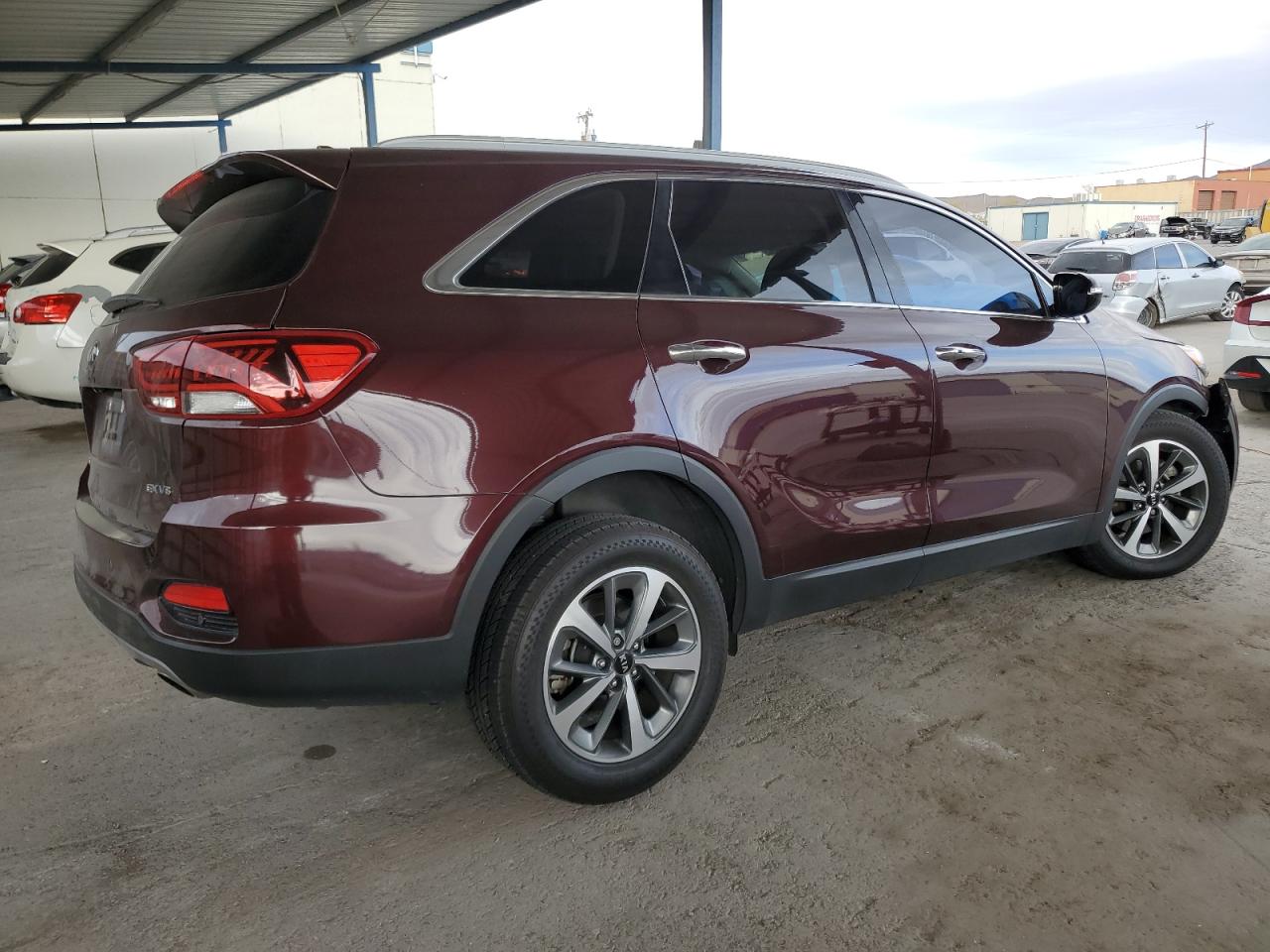 2019 KIA Sorento VIN 5XYPH4A59KG462398 Copart auction photo, front end damage thumbnail 3