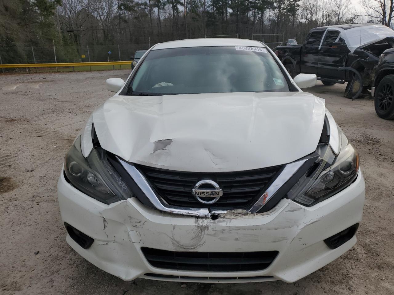2018 Nissan Altima VIN 1N4AL3AP9JC116859 Copart auction photo, front end damage thumbnail 5