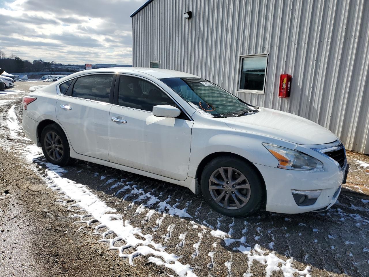 2015 Nissan Altima VIN 1N4AL3AP0FN395369 Copart auction photo, mechanical / minor dent/scratches damage thumbnail 4